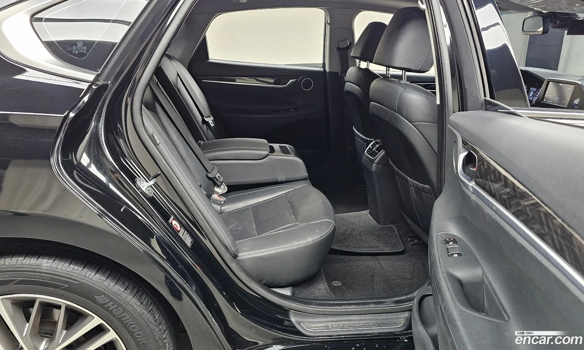 Hyundai Grandeur IG 2019 — 24