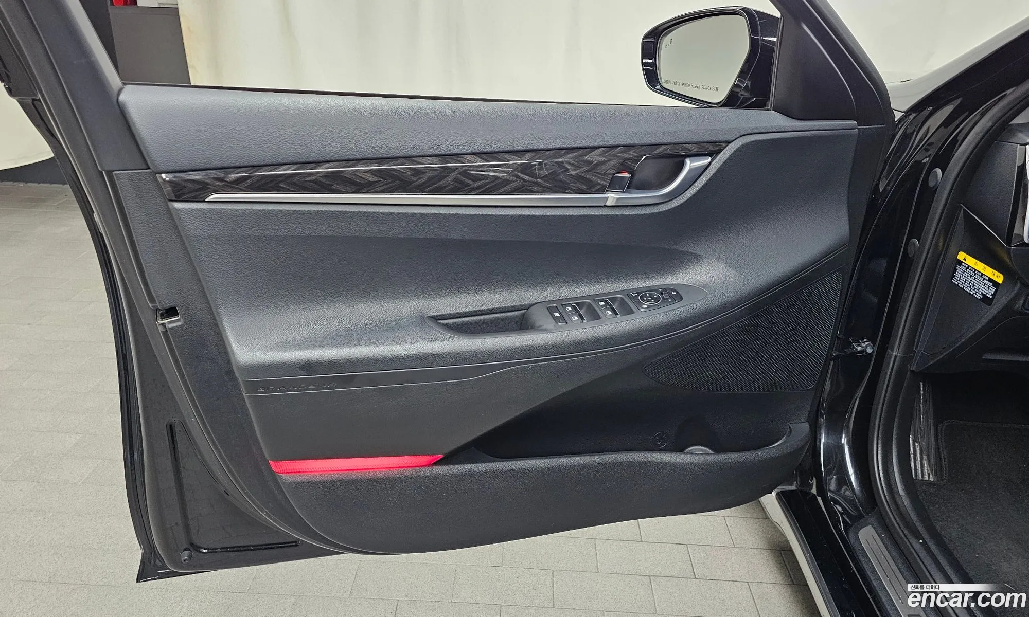 Hyundai Grandeur IG 2019 — 25
