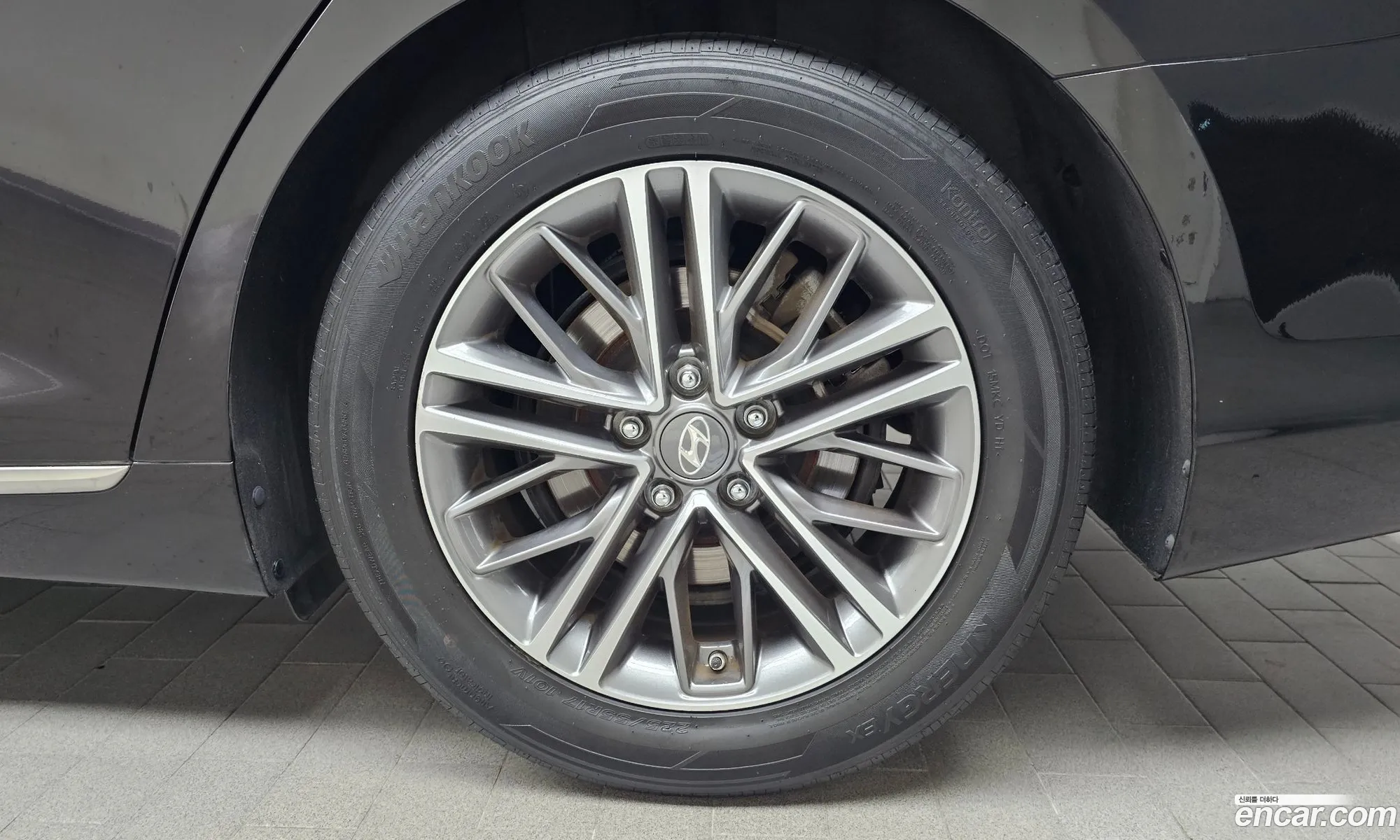 Hyundai Grandeur IG 2019 — 27