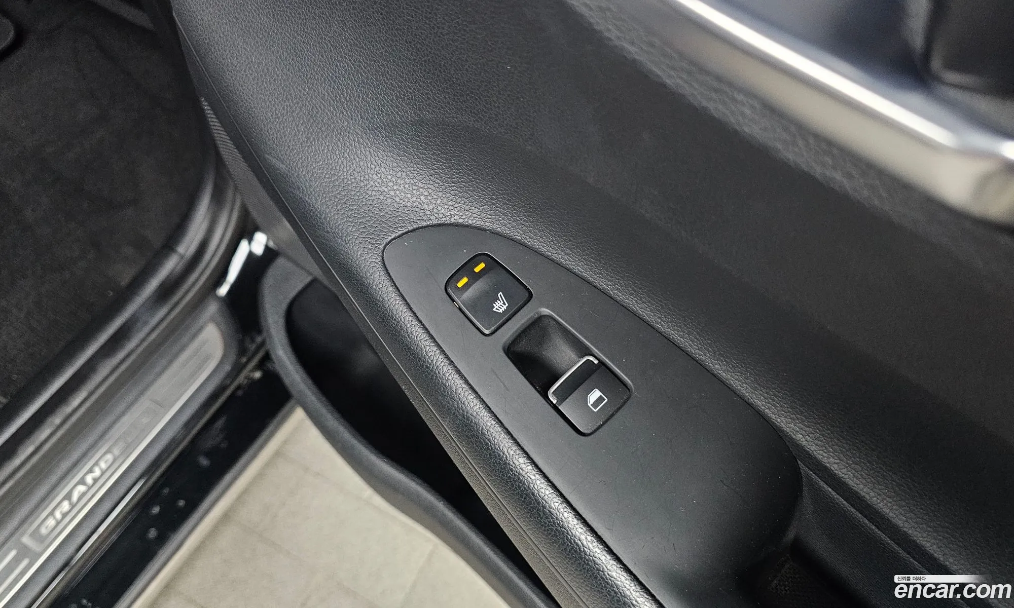 Hyundai Grandeur IG 2019 — 28