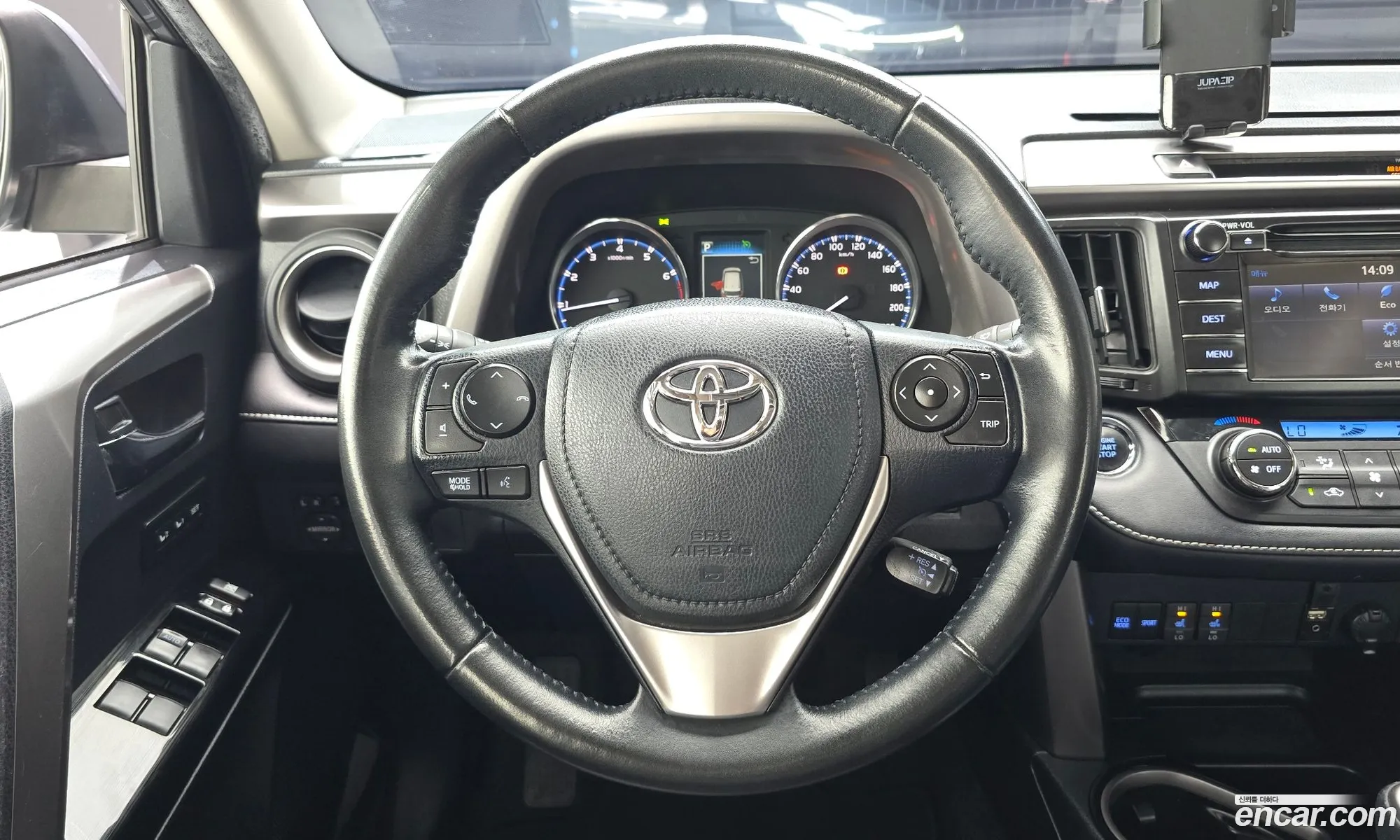 Toyota RAV4 2017 — 3