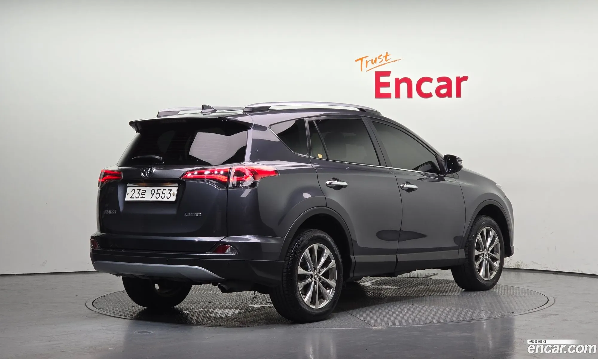 Toyota RAV4 2017 — 15