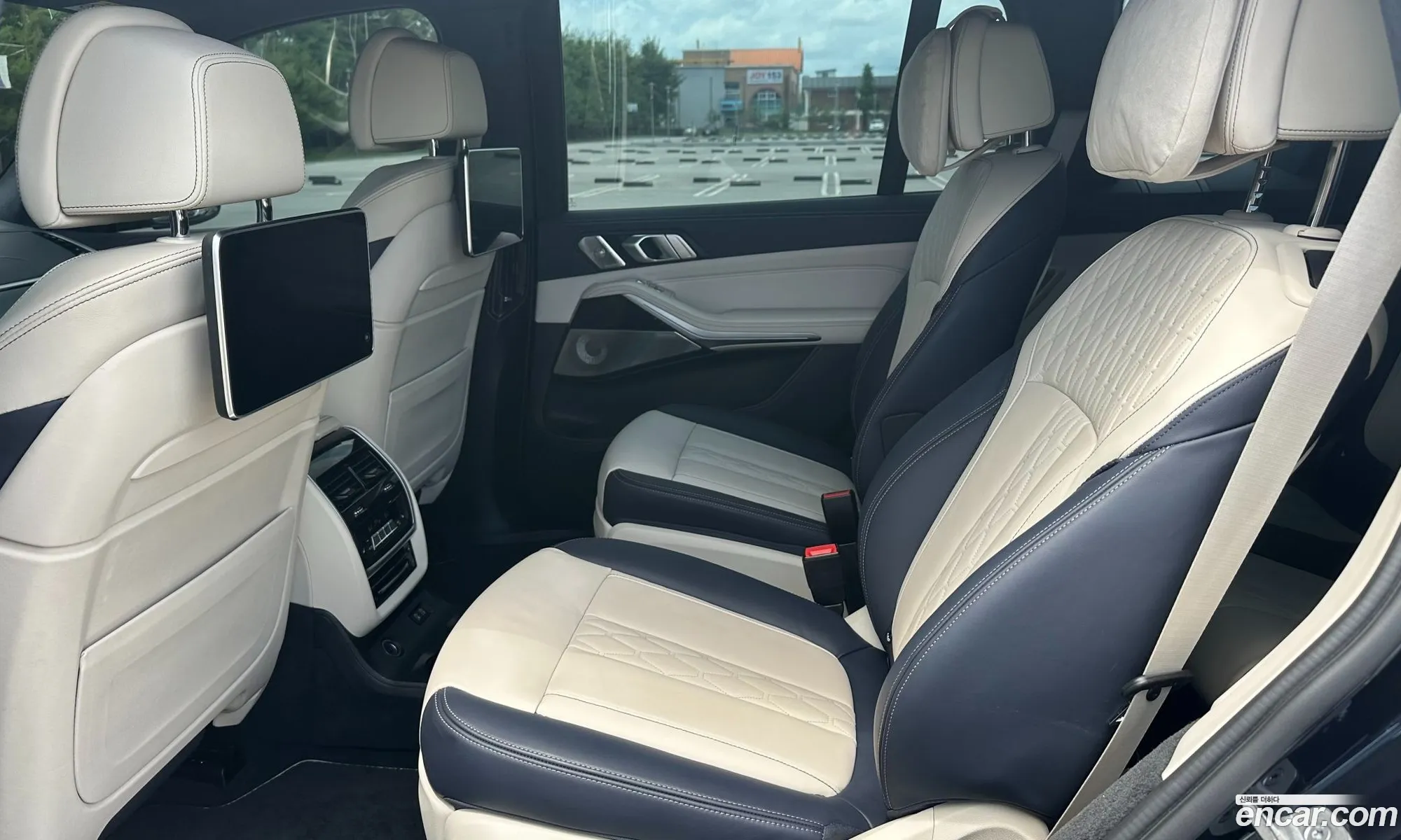 BMW X7 2021 — 13
