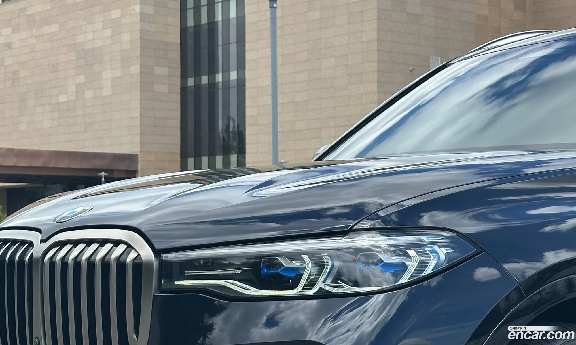 BMW X7 2021 — 3