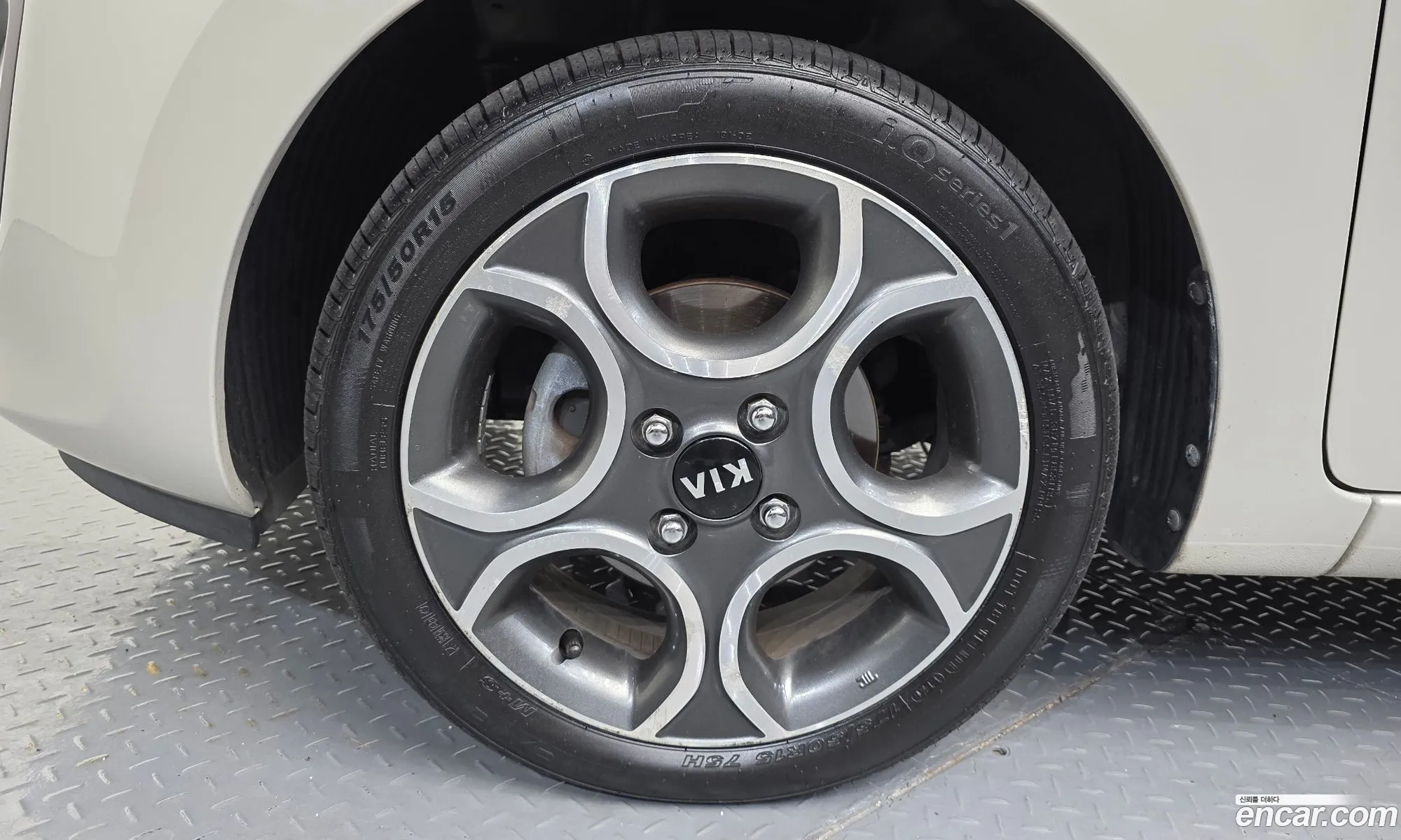 Kia Morning 2013 KNABZ511BDT494556 — 18