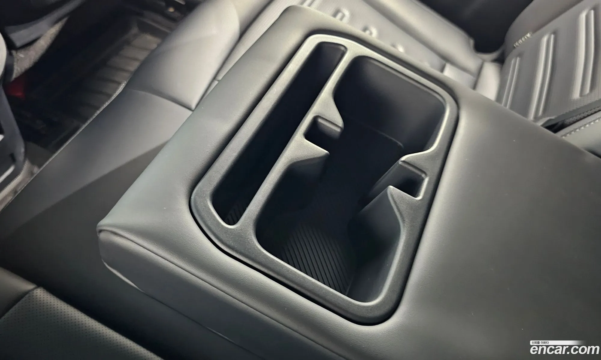 Kia Tasman 2025 KNCSCY7BDTA000899 — 20