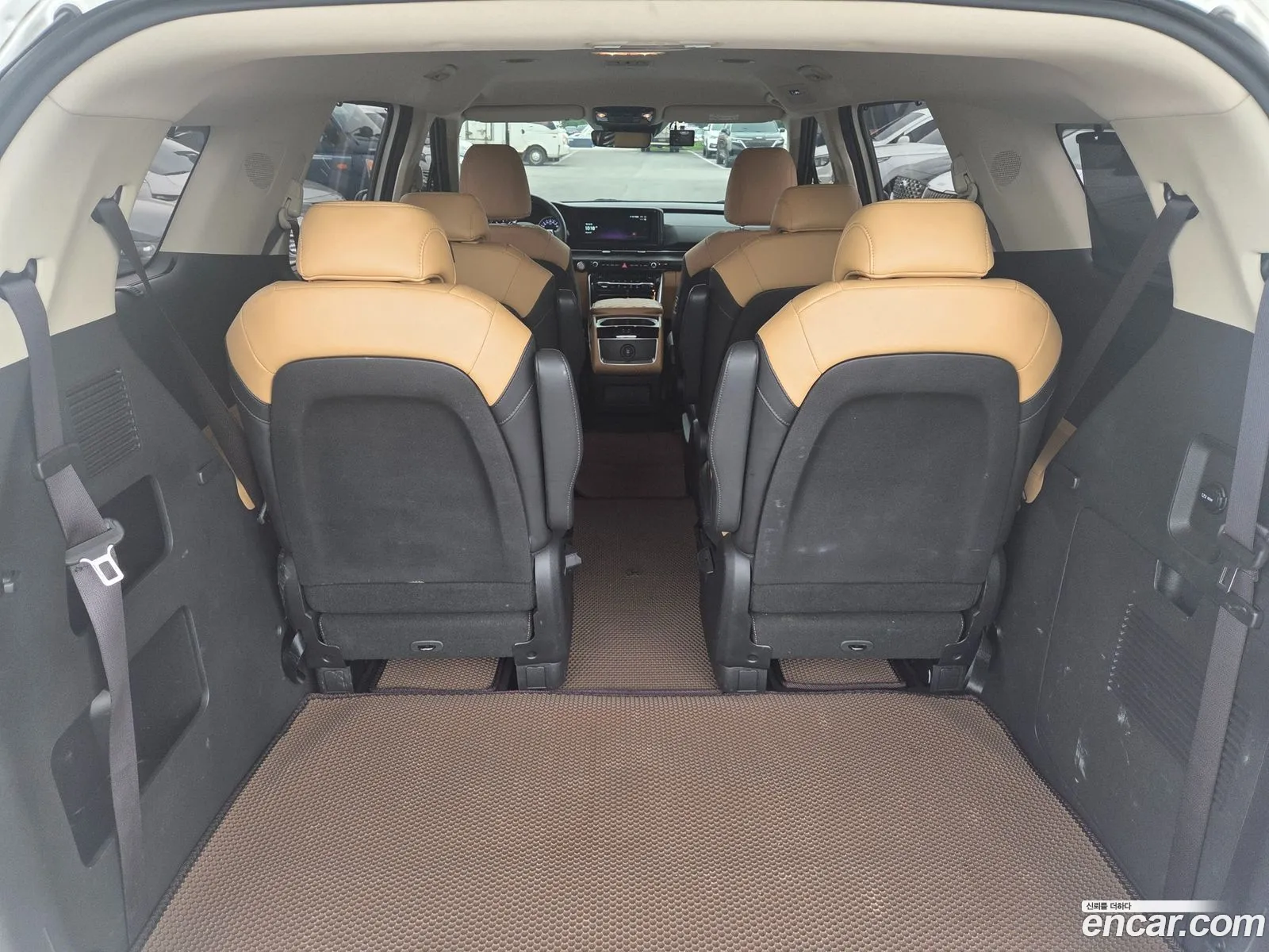 Kia Carnival 2022 — 17