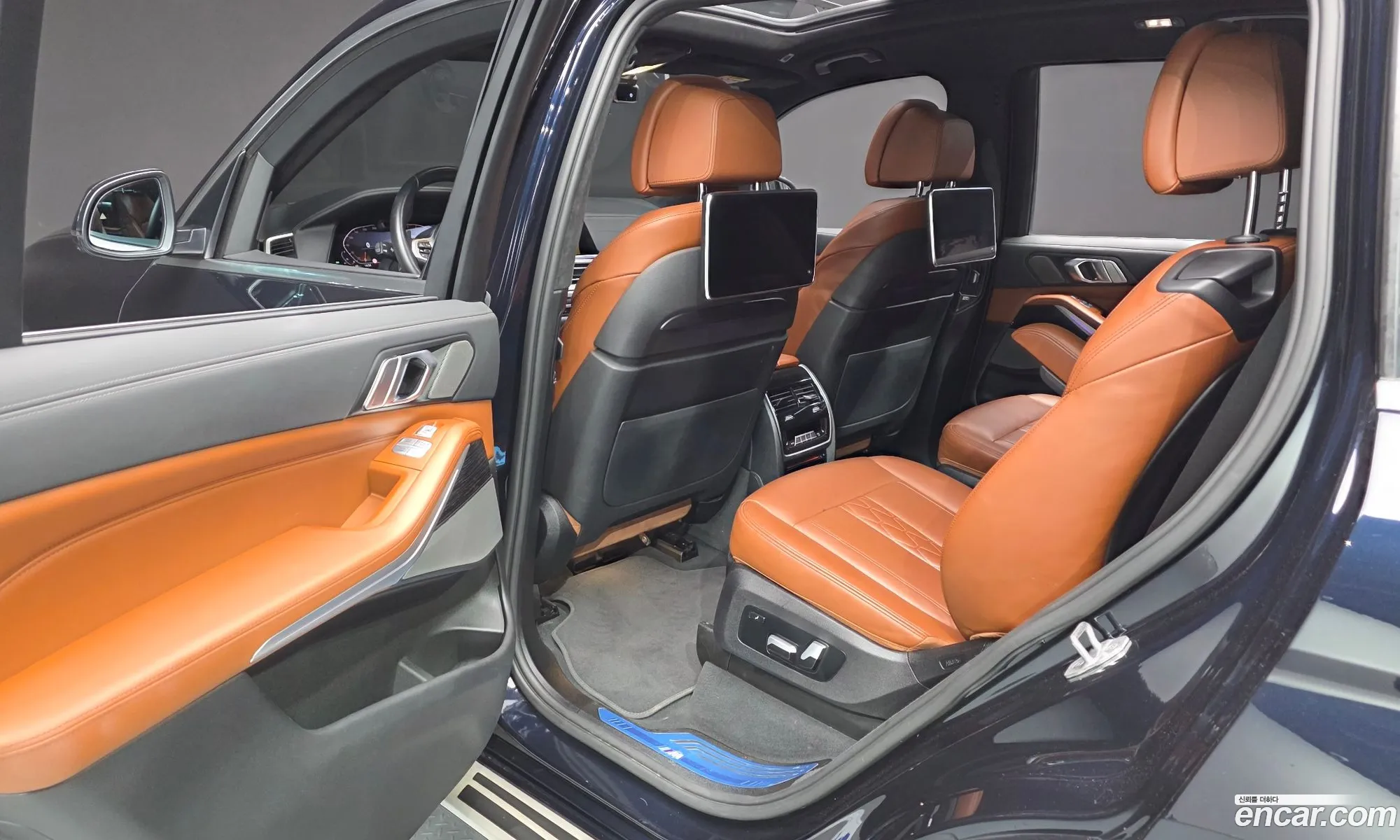 BMW X7 2022 WBACW210111111111 — 5