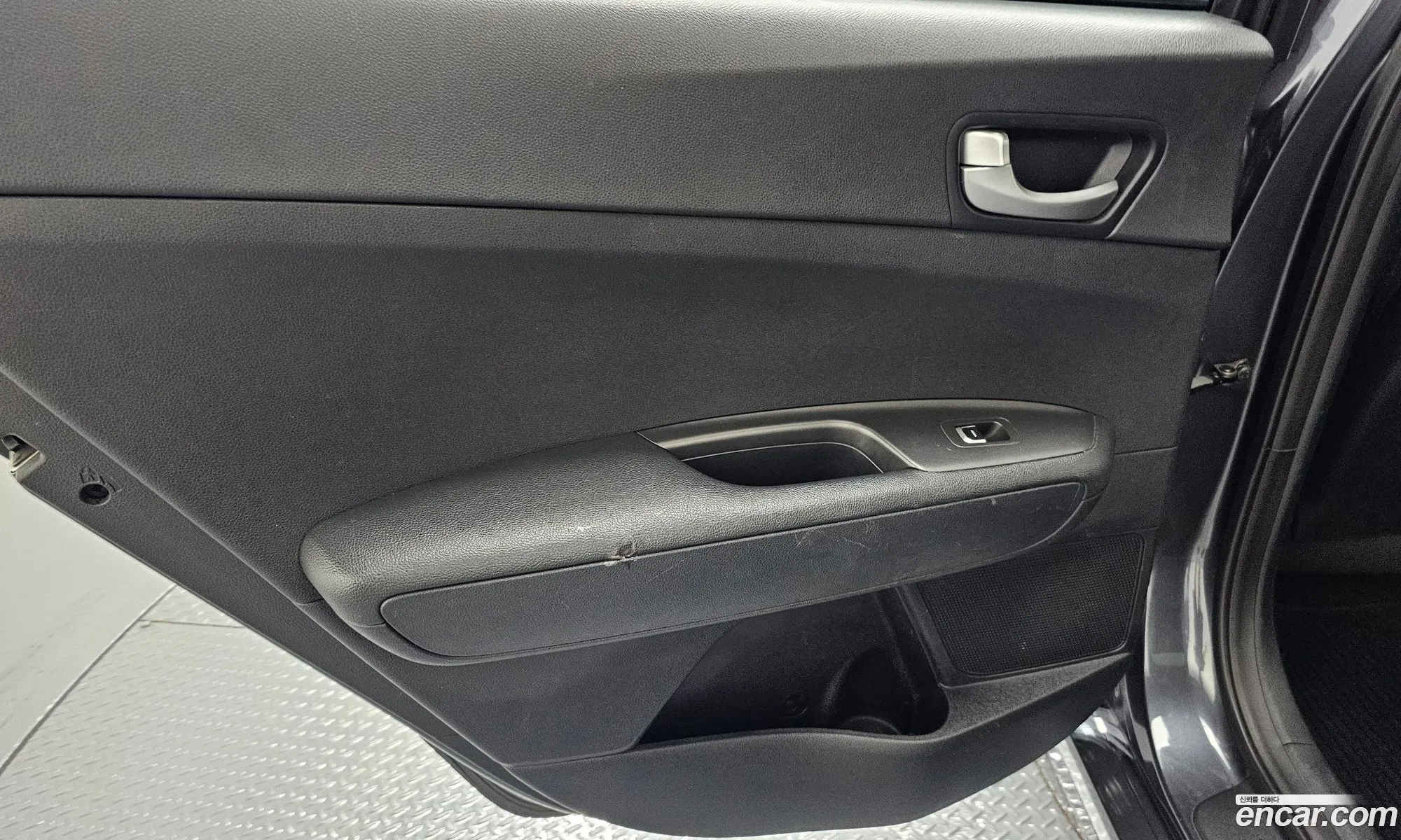 Kia K5 2015 KNAGT416BGA017395 — 2
