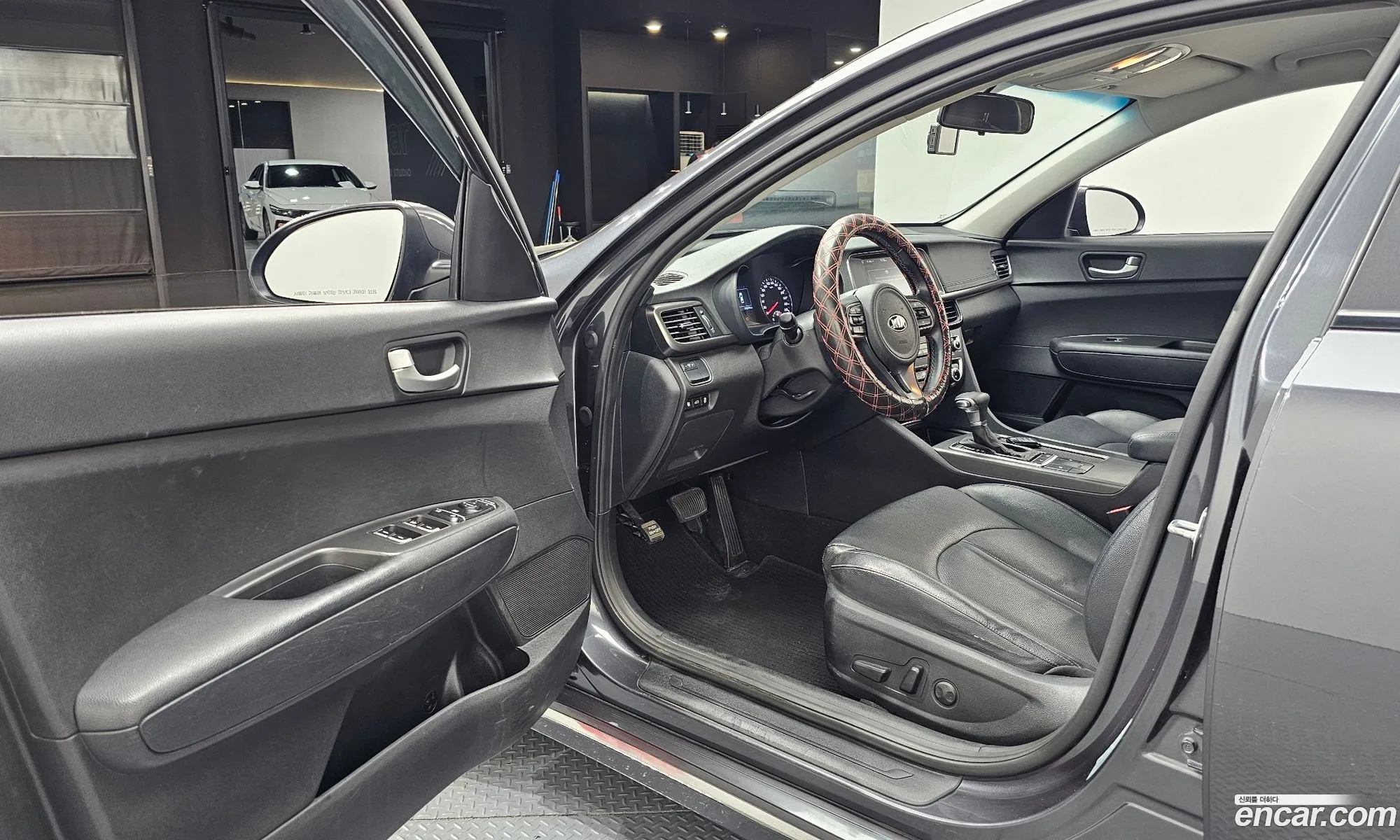 Kia K5 2015 KNAGT416BGA017395 — 9