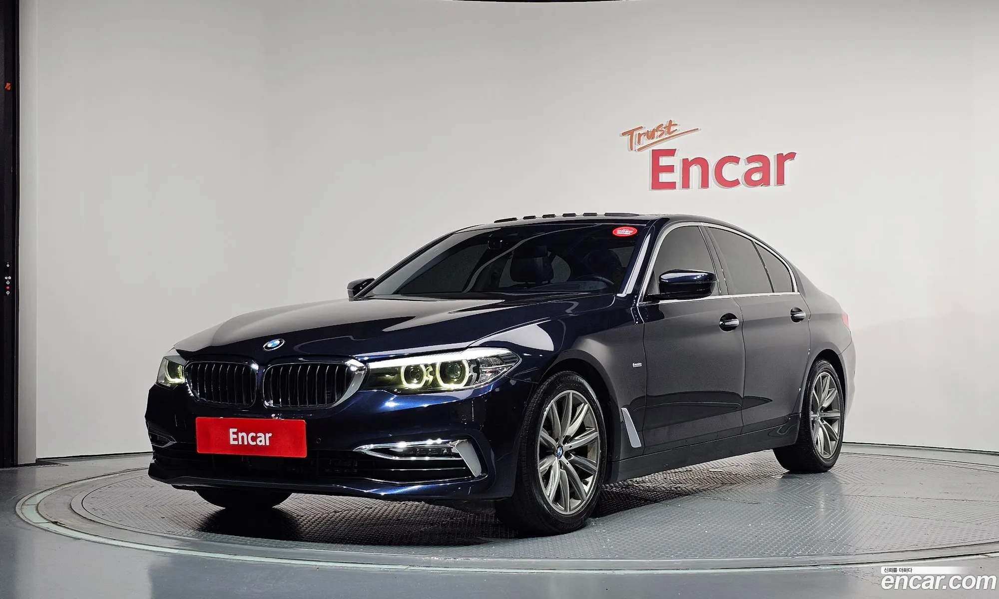 BMW 5 Series 2018 WBAJK7105JBP71014 — 17