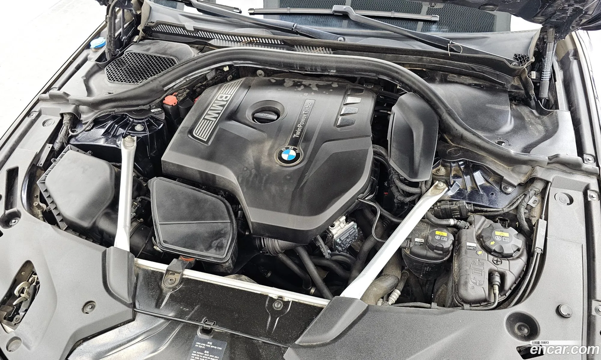 BMW 5 Series 2018 WBAJK7105JBP71014 — 8