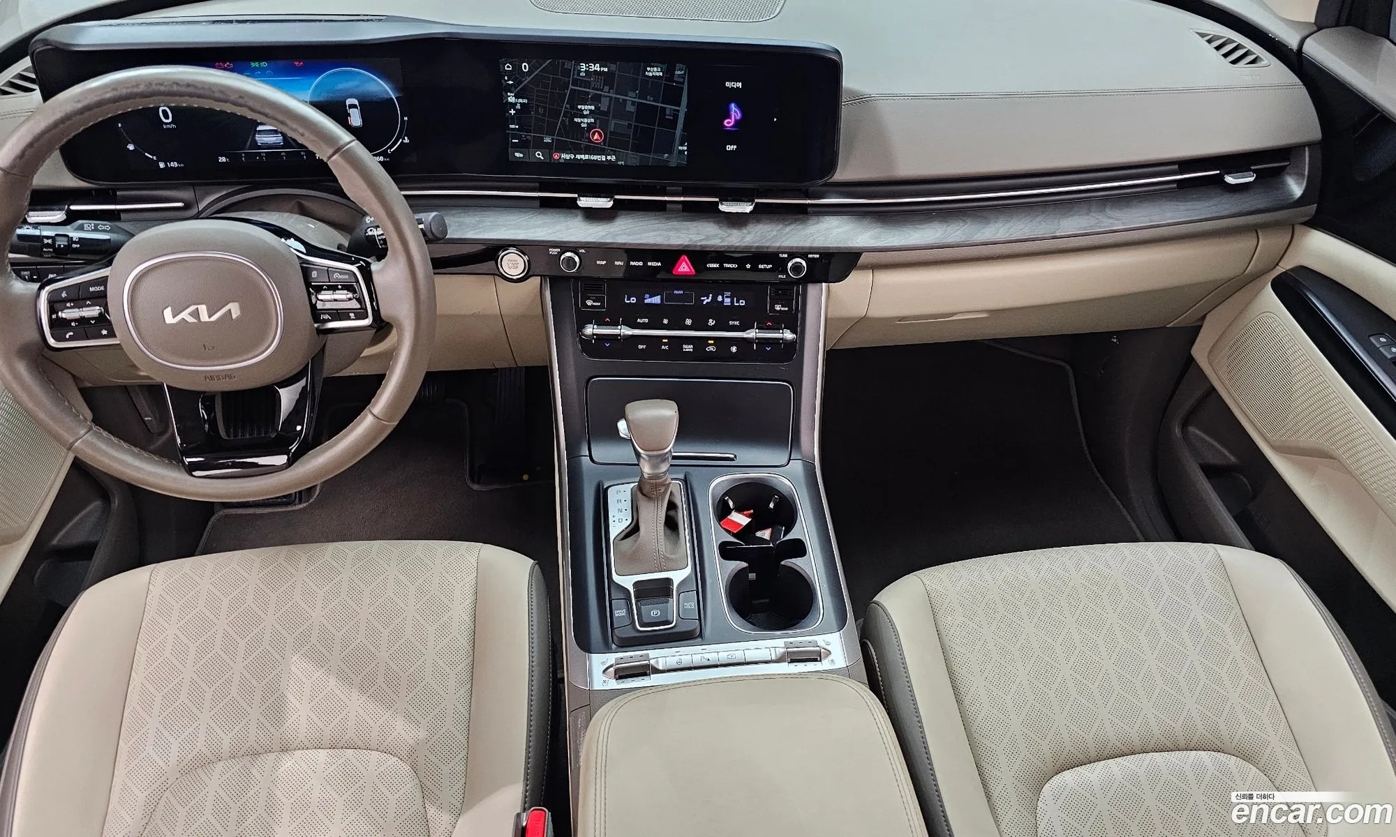Kia Carnival 2023 — 20