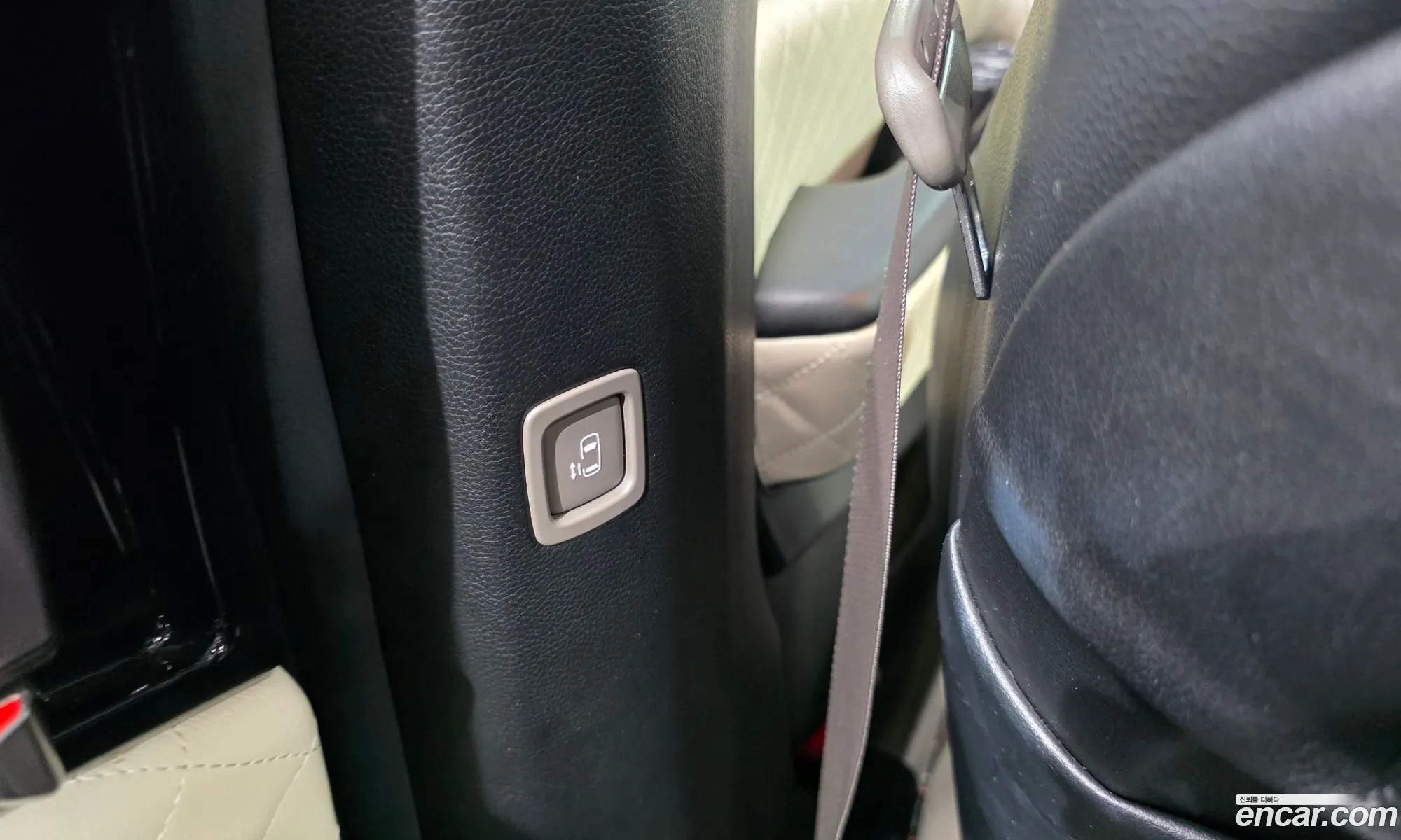 Kia Carnival 2021 KNANE813BMS086373 — 10