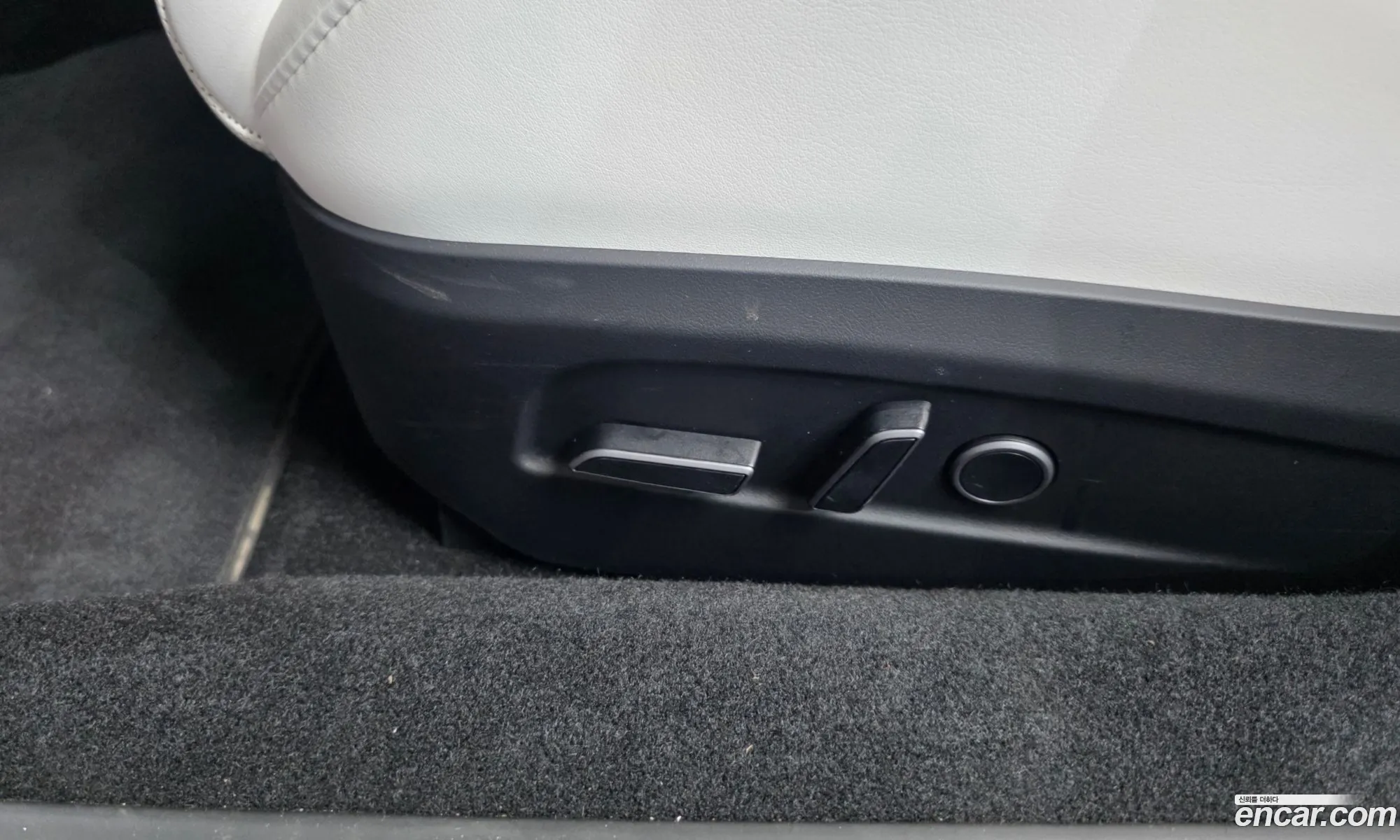 Tesla Model 3 2024 LRW3E7ET2RC192475 — 15