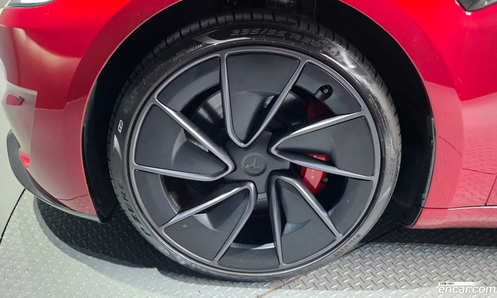 Tesla Model 3 2024 LRW3E7ET2RC192475 — 16