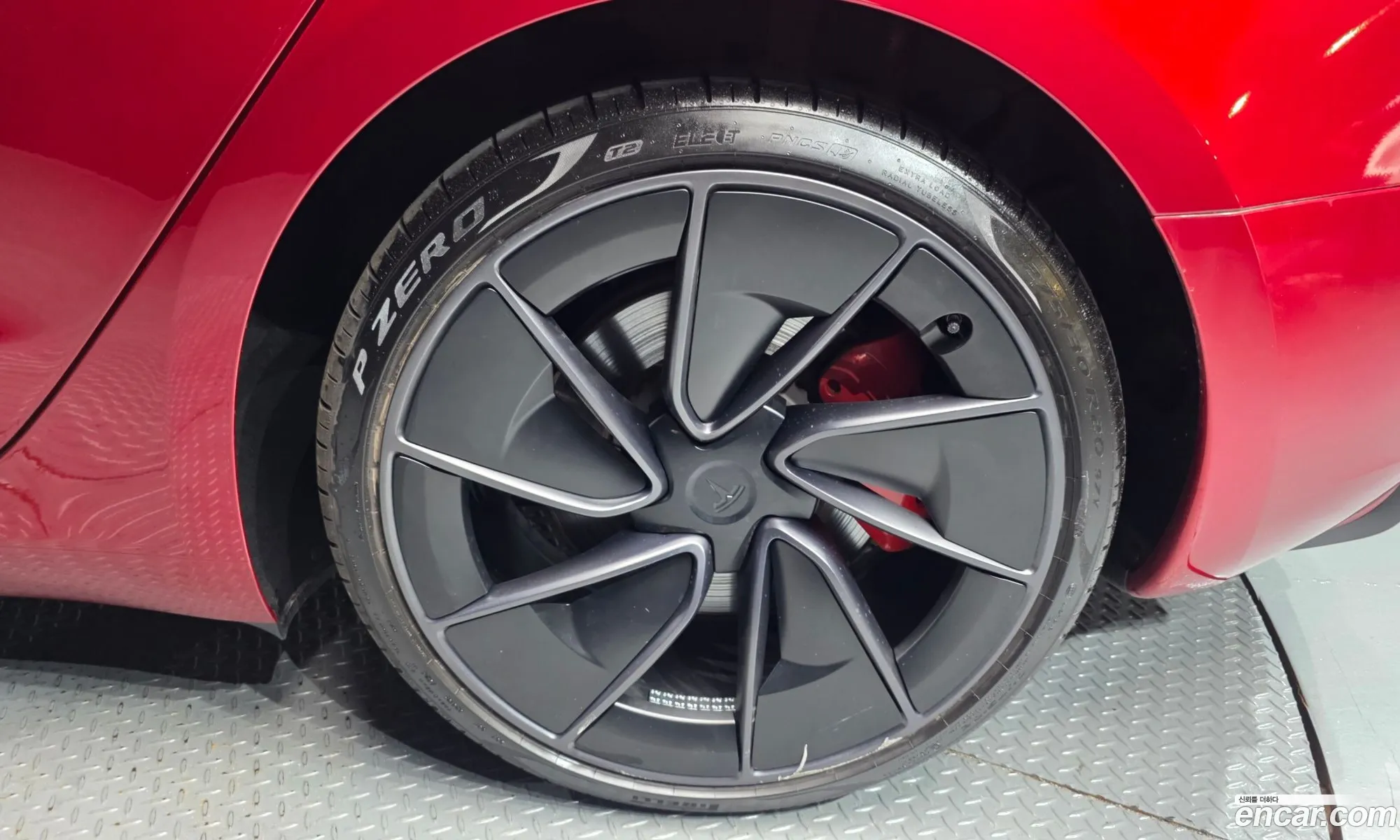 Tesla Model 3 2024 LRW3E7ET2RC192475 — 25