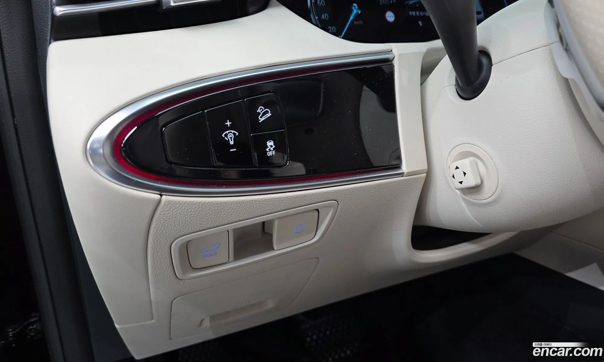 Genesis Electrified GV70 2022 — 12