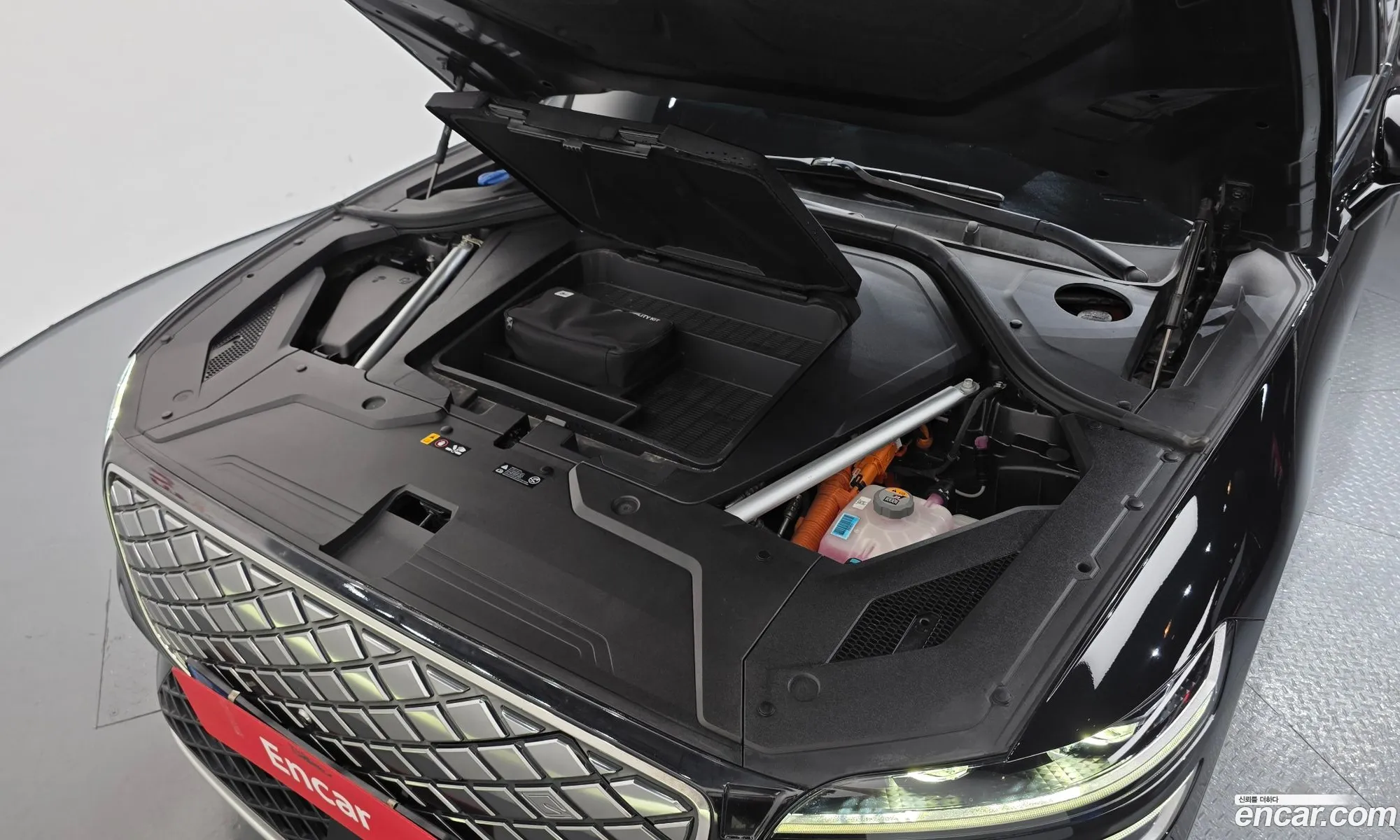 Genesis Electrified GV70 2022 — 7