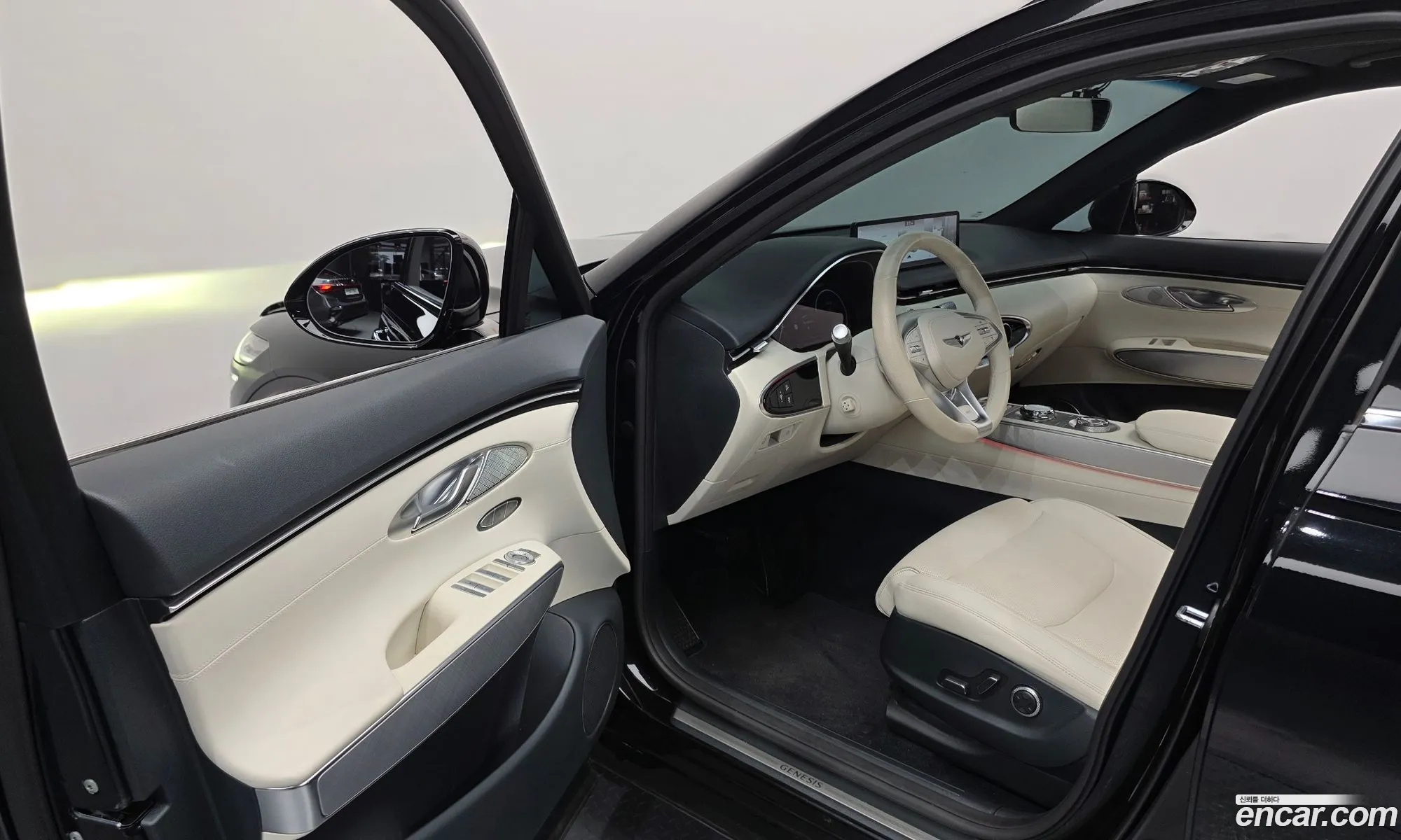 Genesis Electrified GV70 2022 — 8