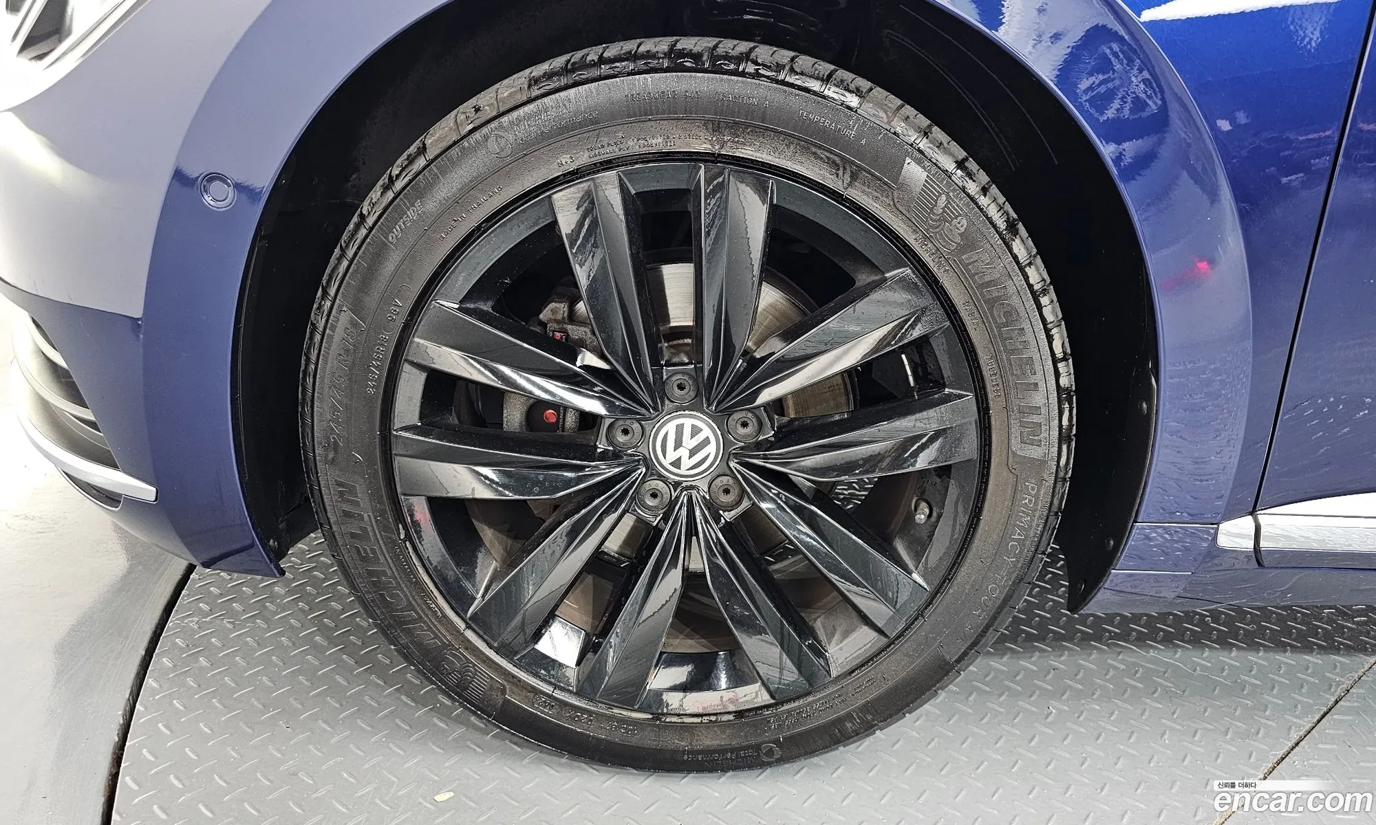 Volkswagen Arteon 2019 — 23