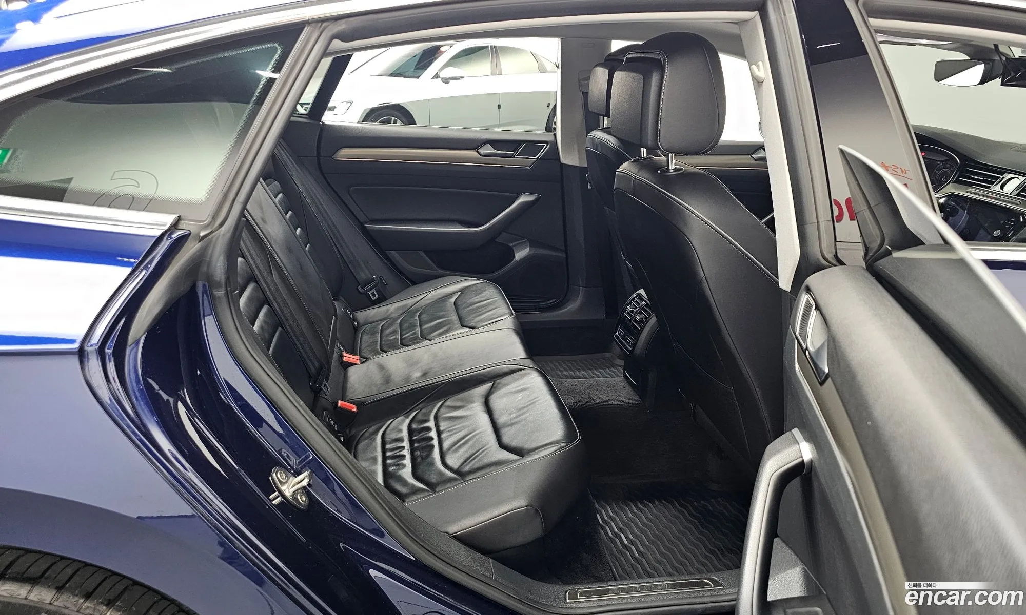 Volkswagen Arteon 2019 — 24