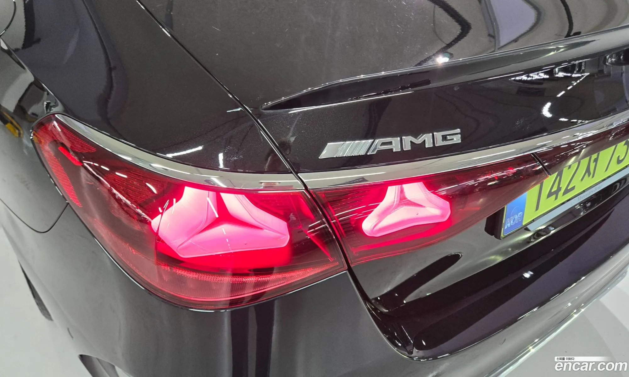 Mercedes-Benz E-Class W214 2025 — 13