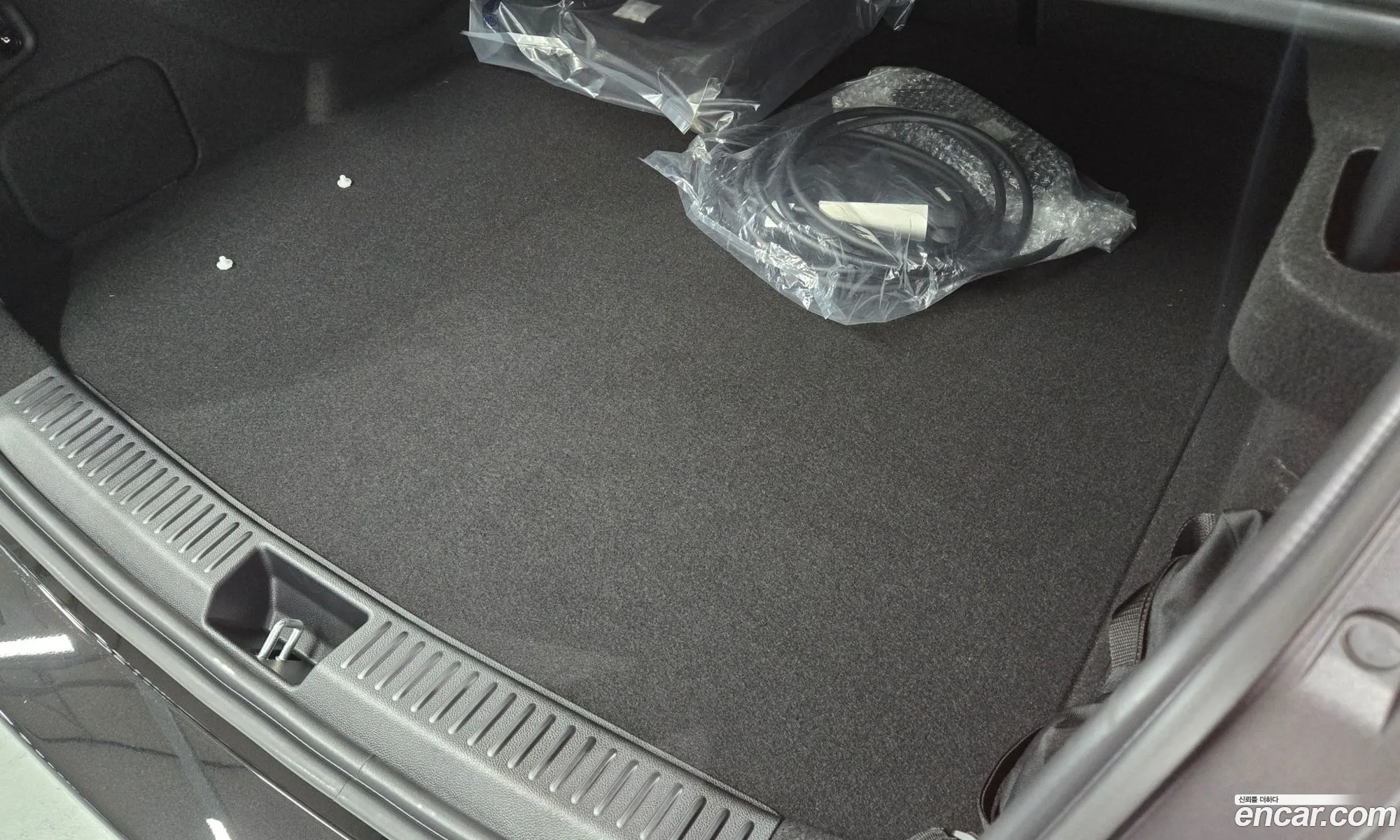 Mercedes-Benz E-Class W214 2025 — 2