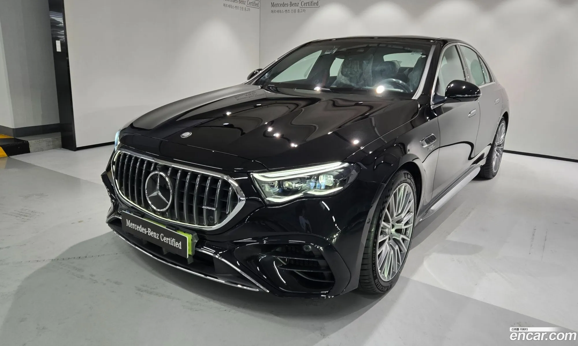 Mercedes-Benz E-Class W214 2025 — 18