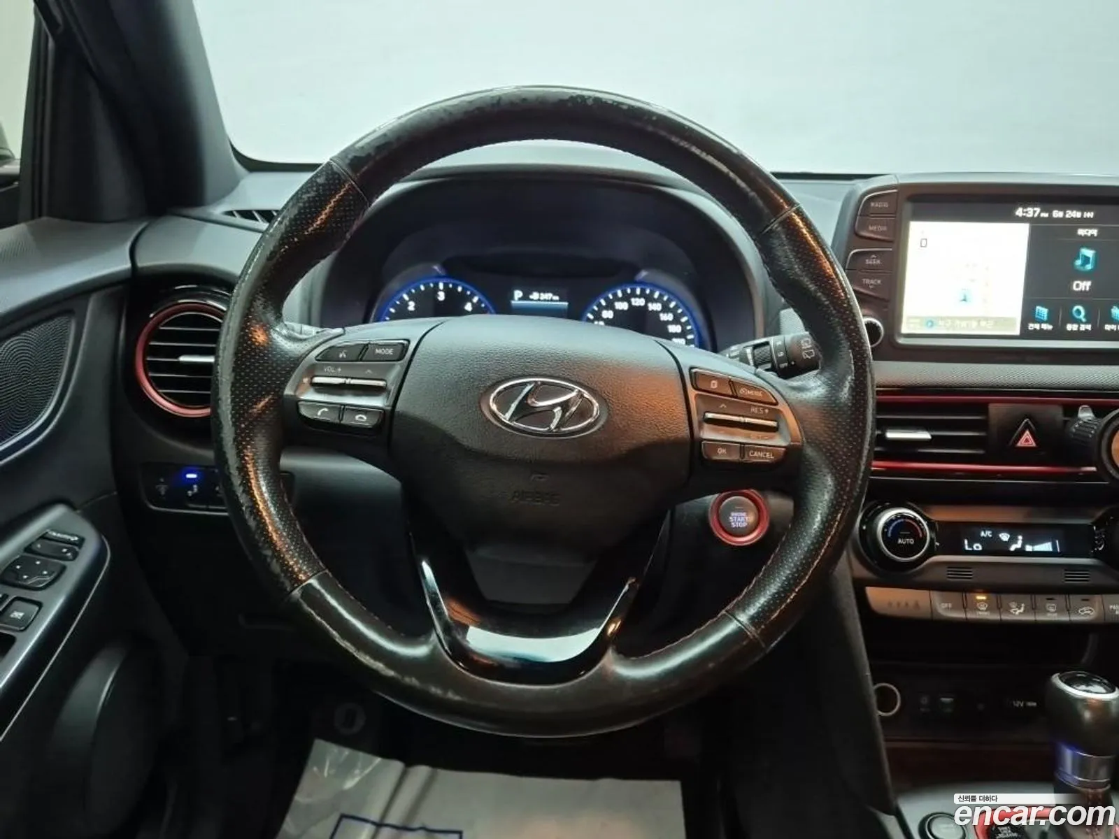 Hyundai Kona 2017 — 19