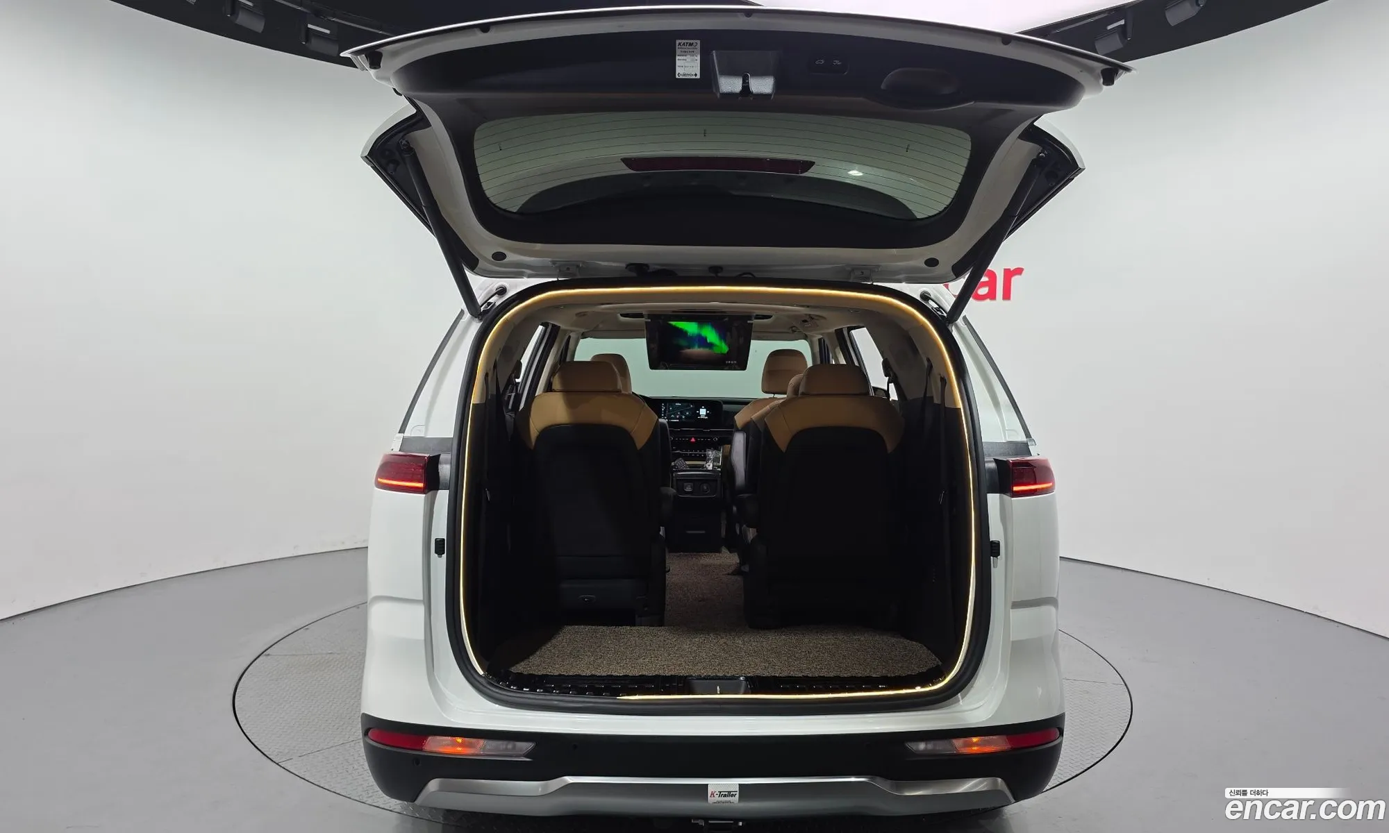Kia Carnival 2022 — 16