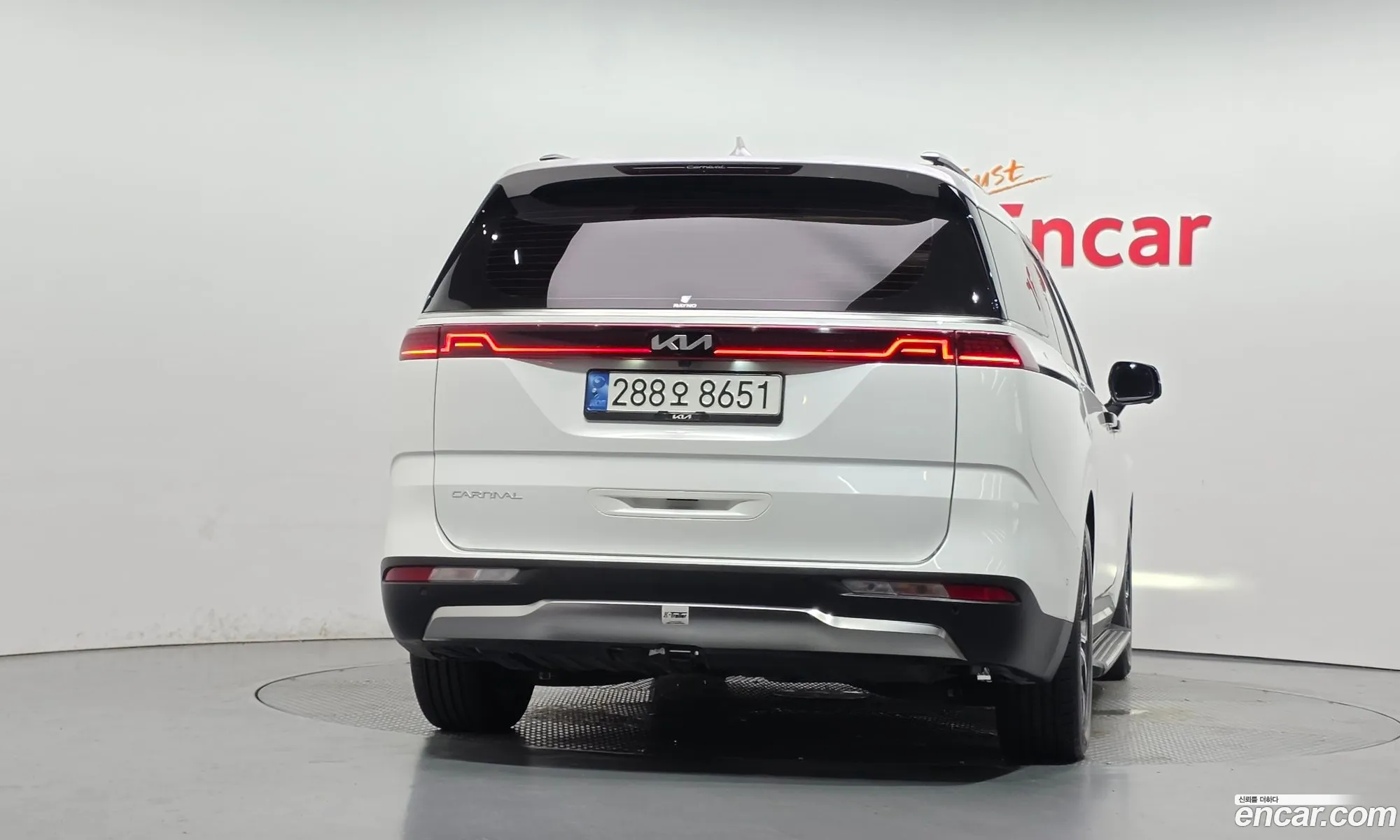 Kia Carnival 2022 — 22