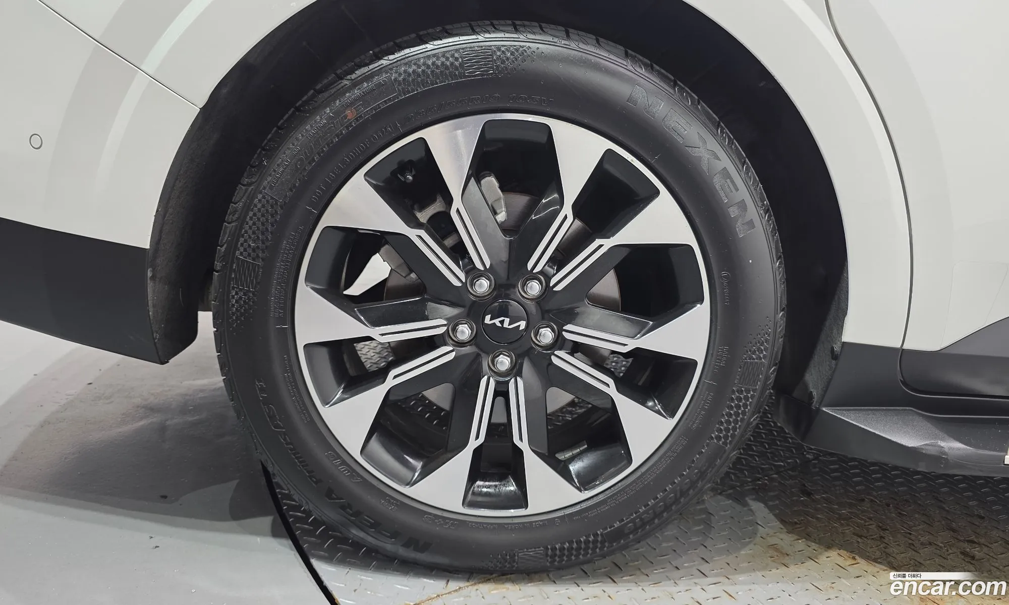 Kia Carnival 2022 — 4