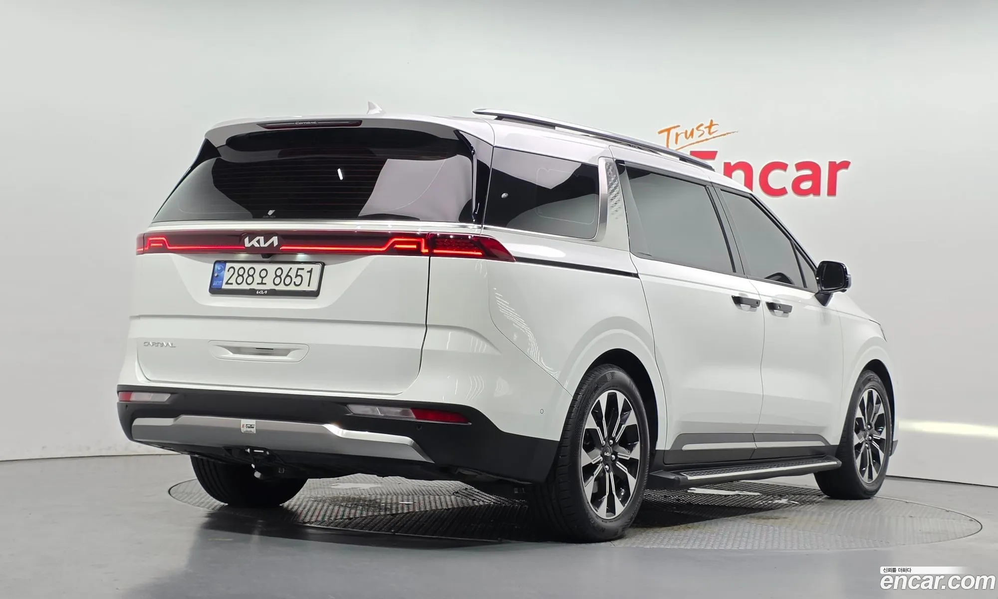 Kia Carnival 2022 — 13