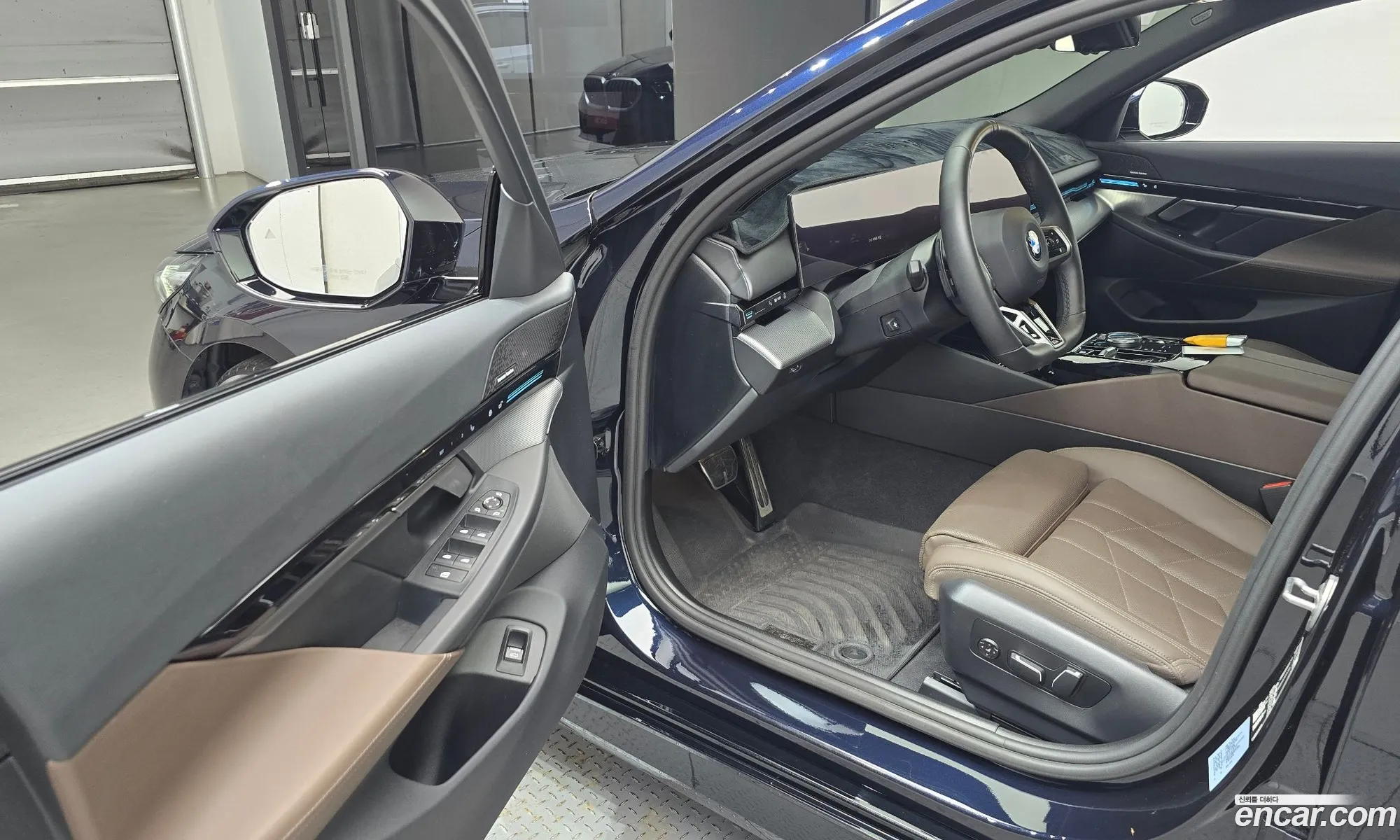 BMW 5 Series 2023 — 13