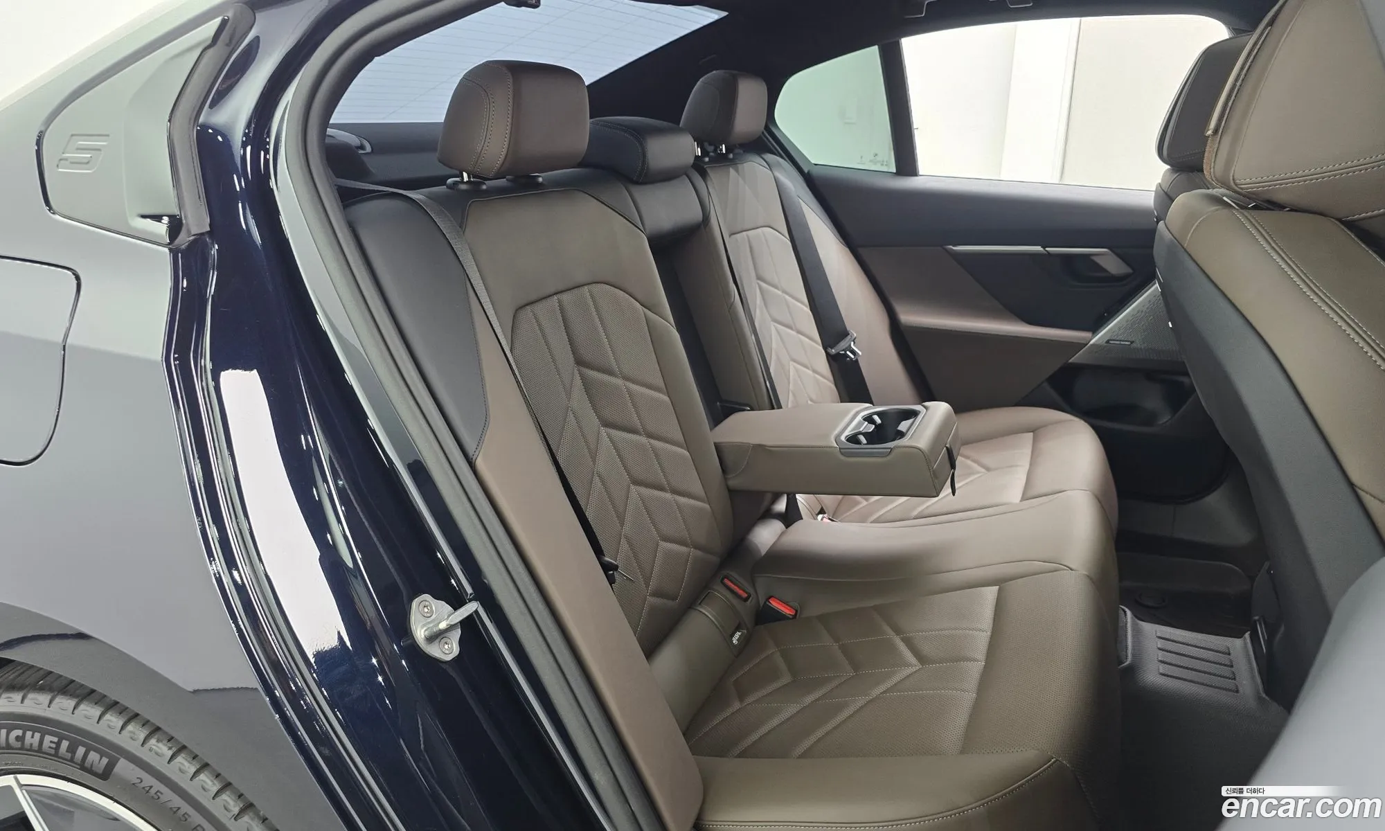 BMW 5 Series 2023 — 3