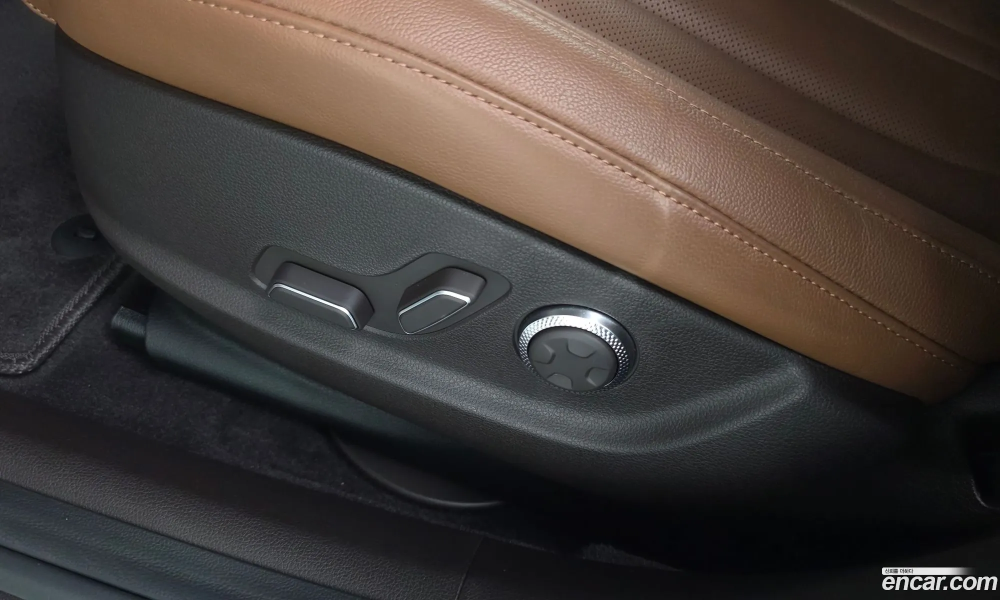 Genesis G80 2023 KMTGB41CDPU189627 — 16