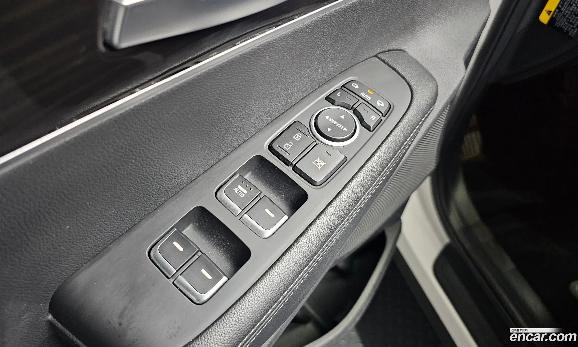 Kia Sorento 2018 KNAPG81BBJA460339 — 34