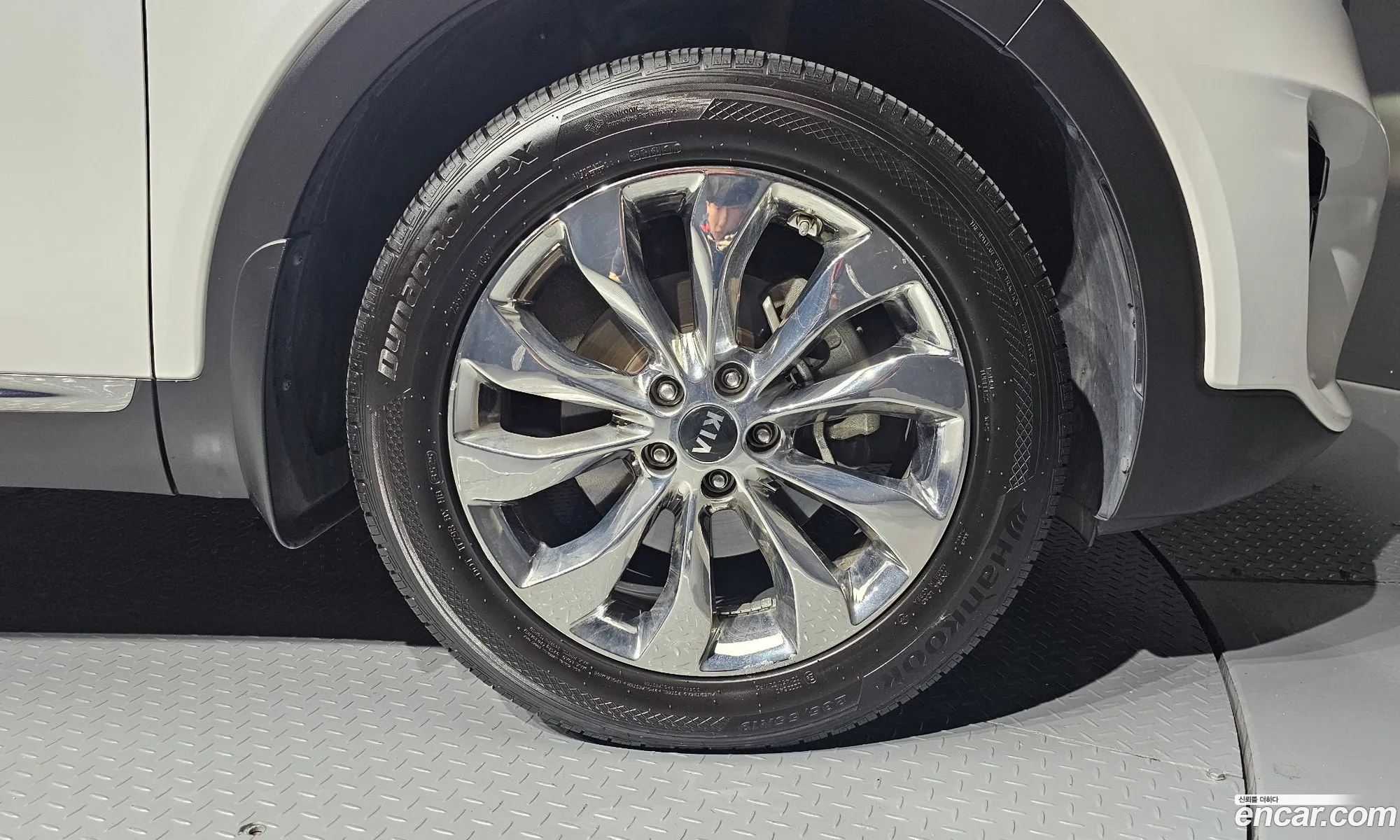 Kia Sorento 2018 KNAPG81BBJA460339 — 24
