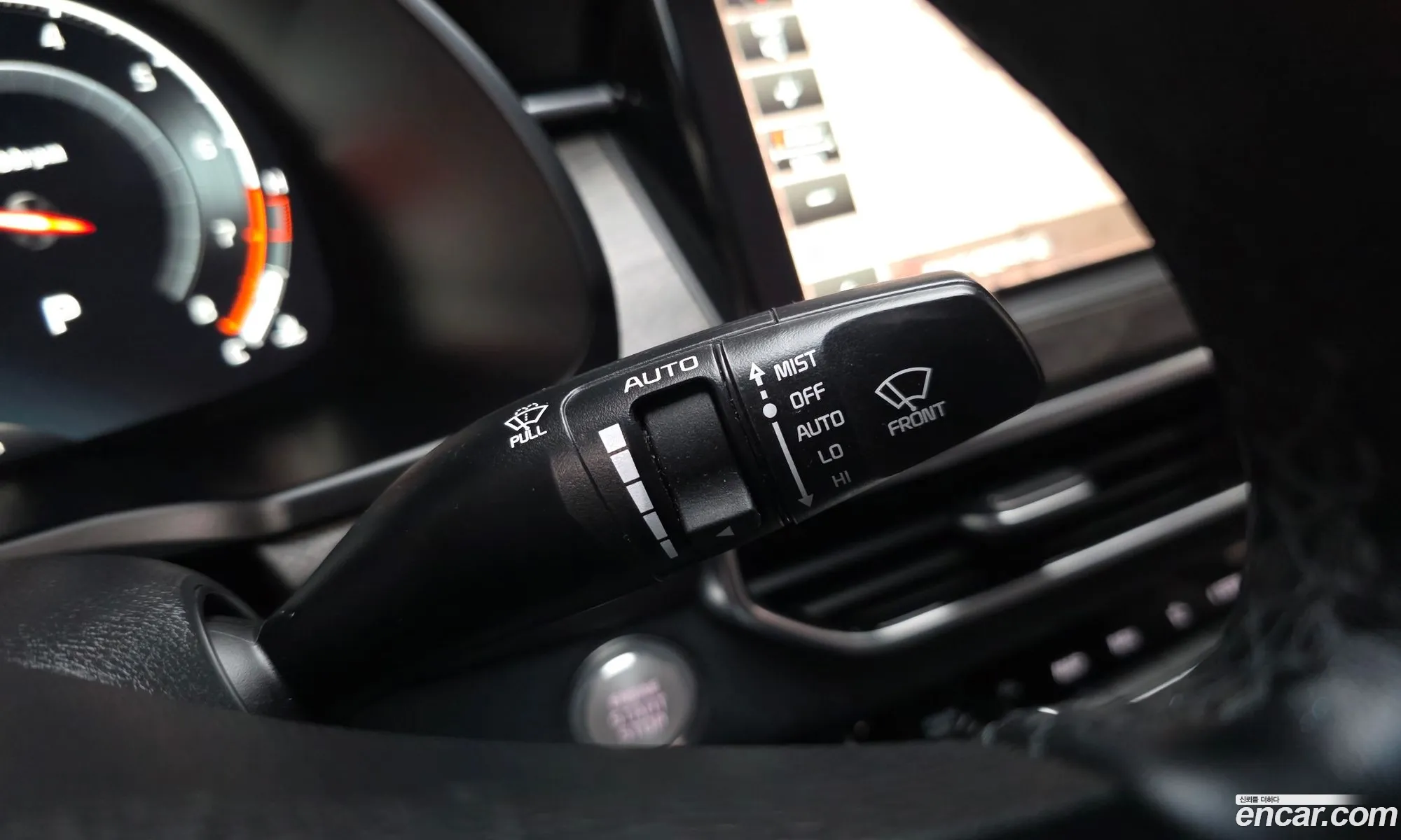 Kia K7 Premier 2019 KNALB41BBLA199767 — 26