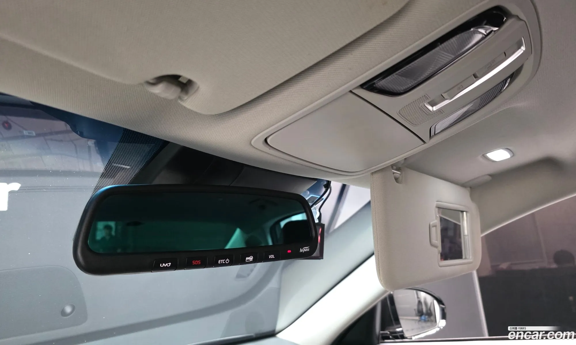 Kia K7 Premier 2019 KNALB41BBLA199767 — 24