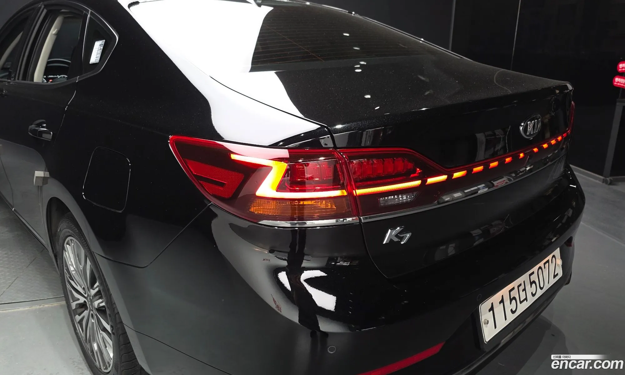 Kia K7 Premier 2019 KNALB41BBLA199767 — 13
