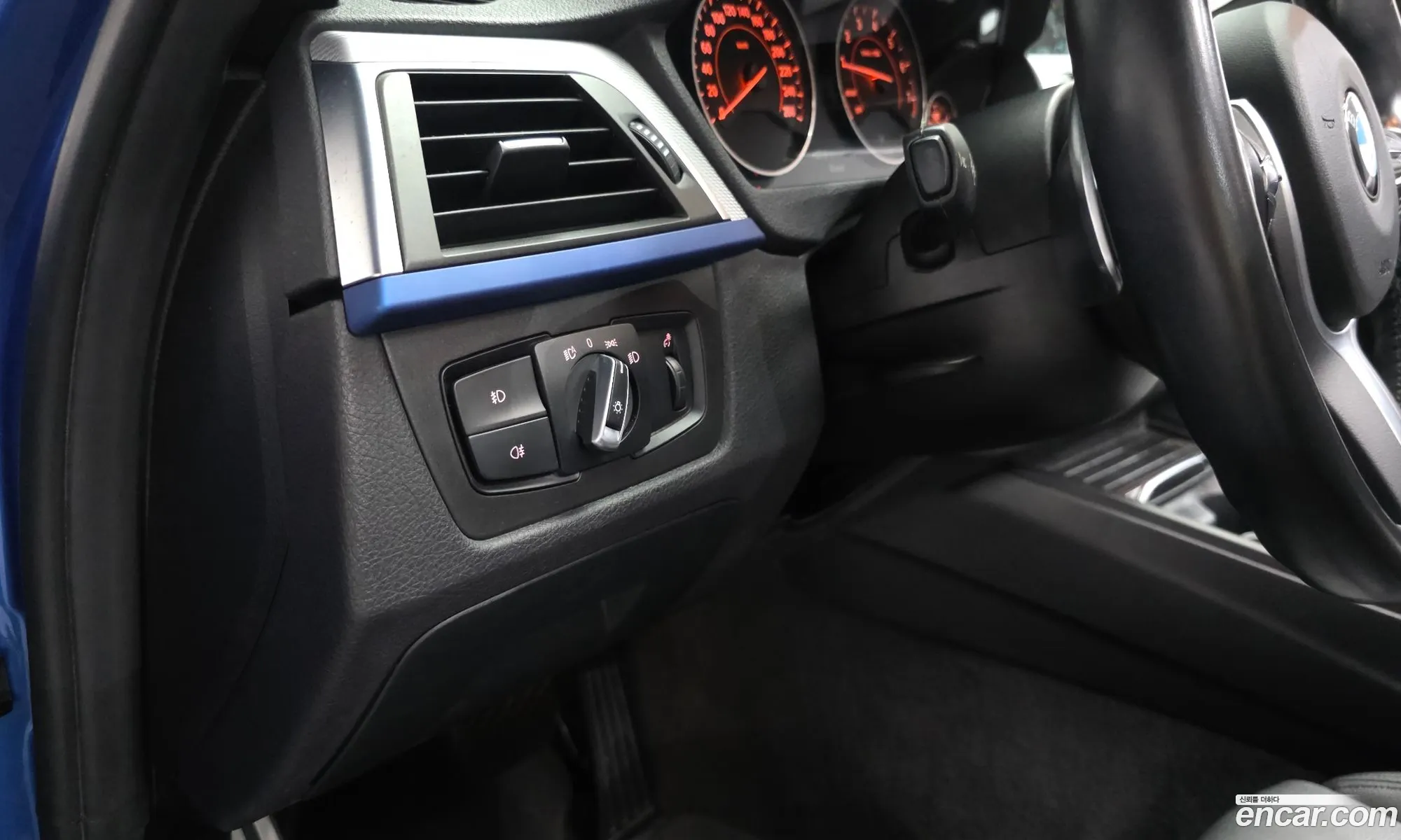 BMW 3 Series 2016 WBA8A9103GK822631 — 19