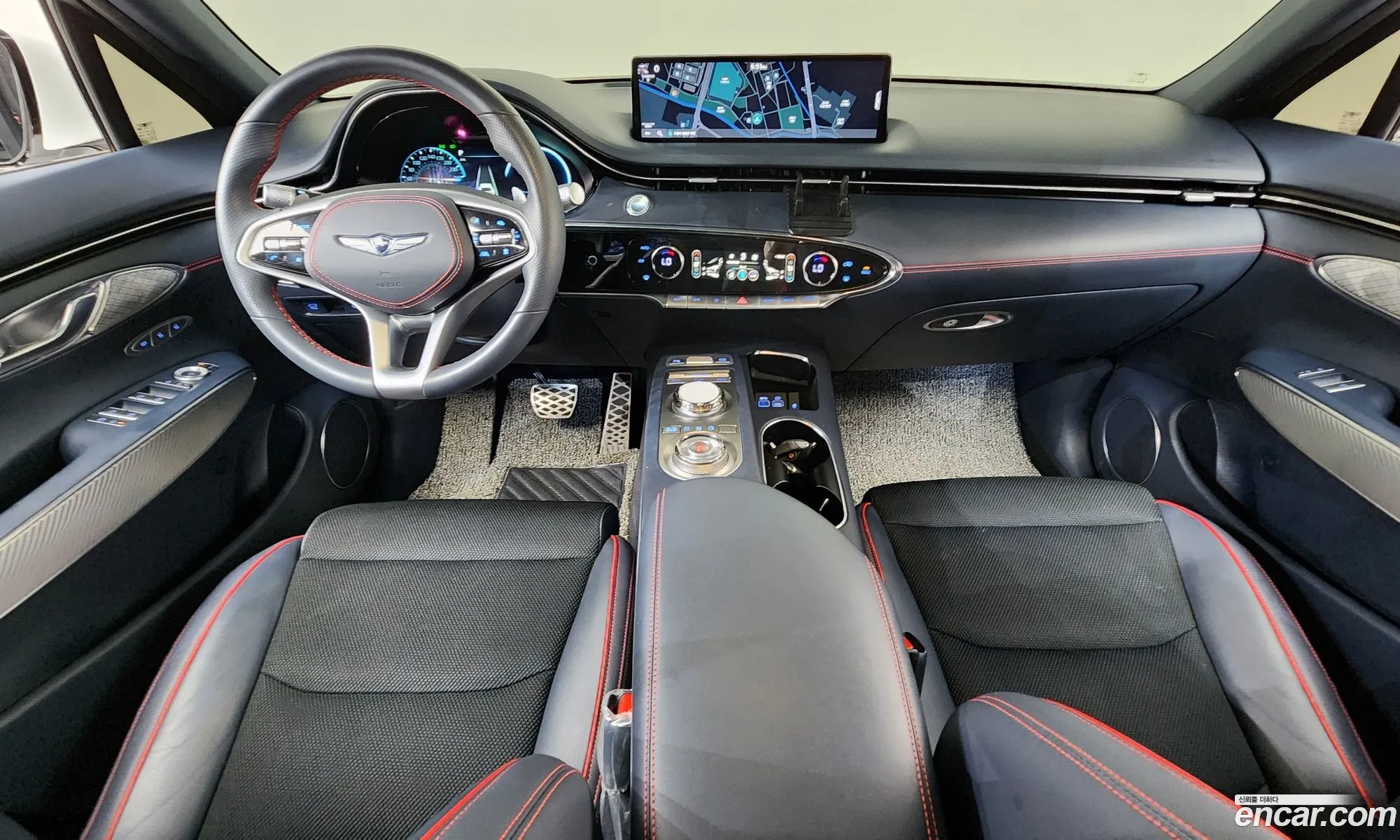 Genesis GV70 2022 — 14