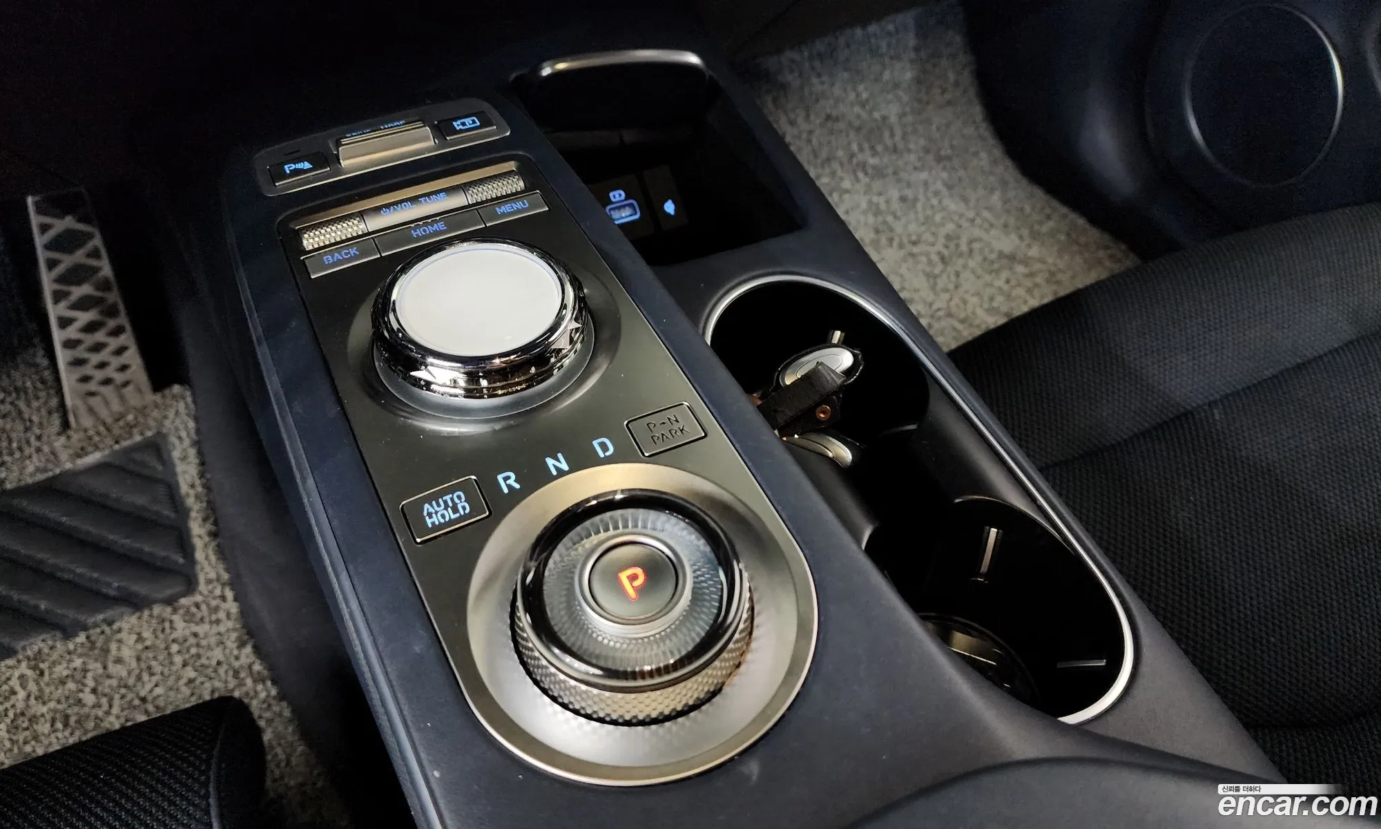 Genesis GV70 2022 — 13