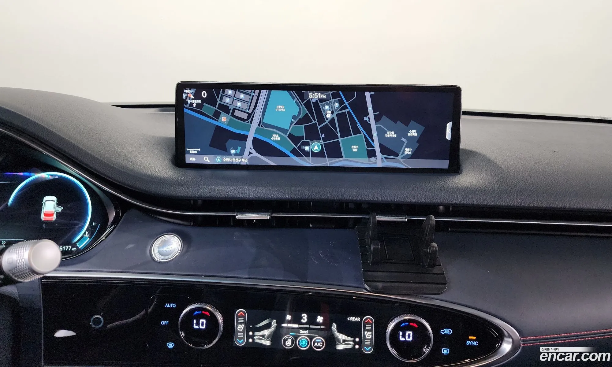 Genesis GV70 2022 — 17