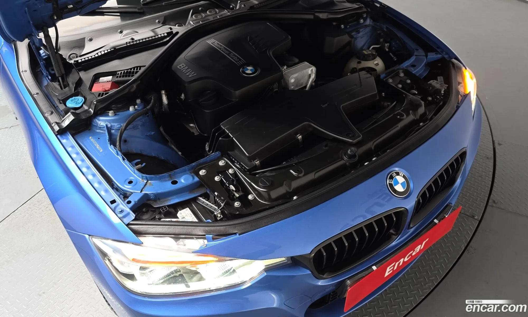 BMW 3 Series 2016 WBA8A9103GK822631 — 23