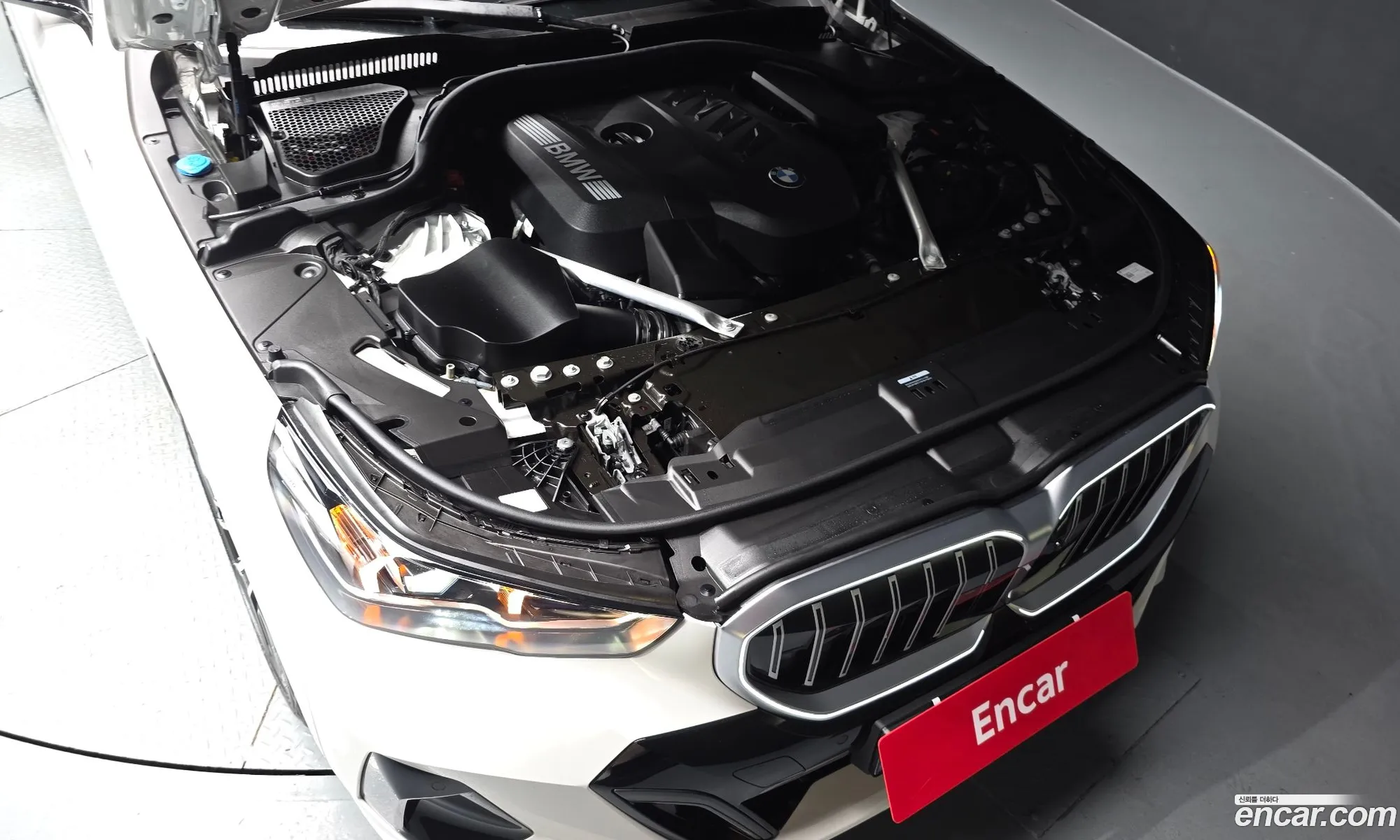 BMW 5 Series 2025 — 3