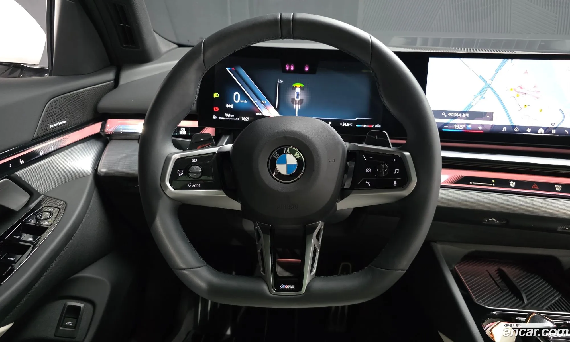 BMW 5 Series 2025 — 12