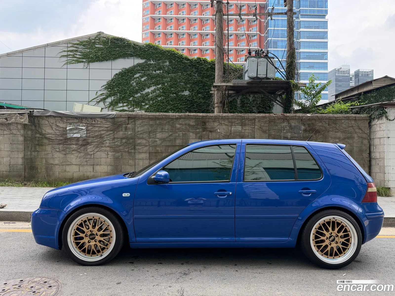 Volkswagen Golf 2000 — 18
